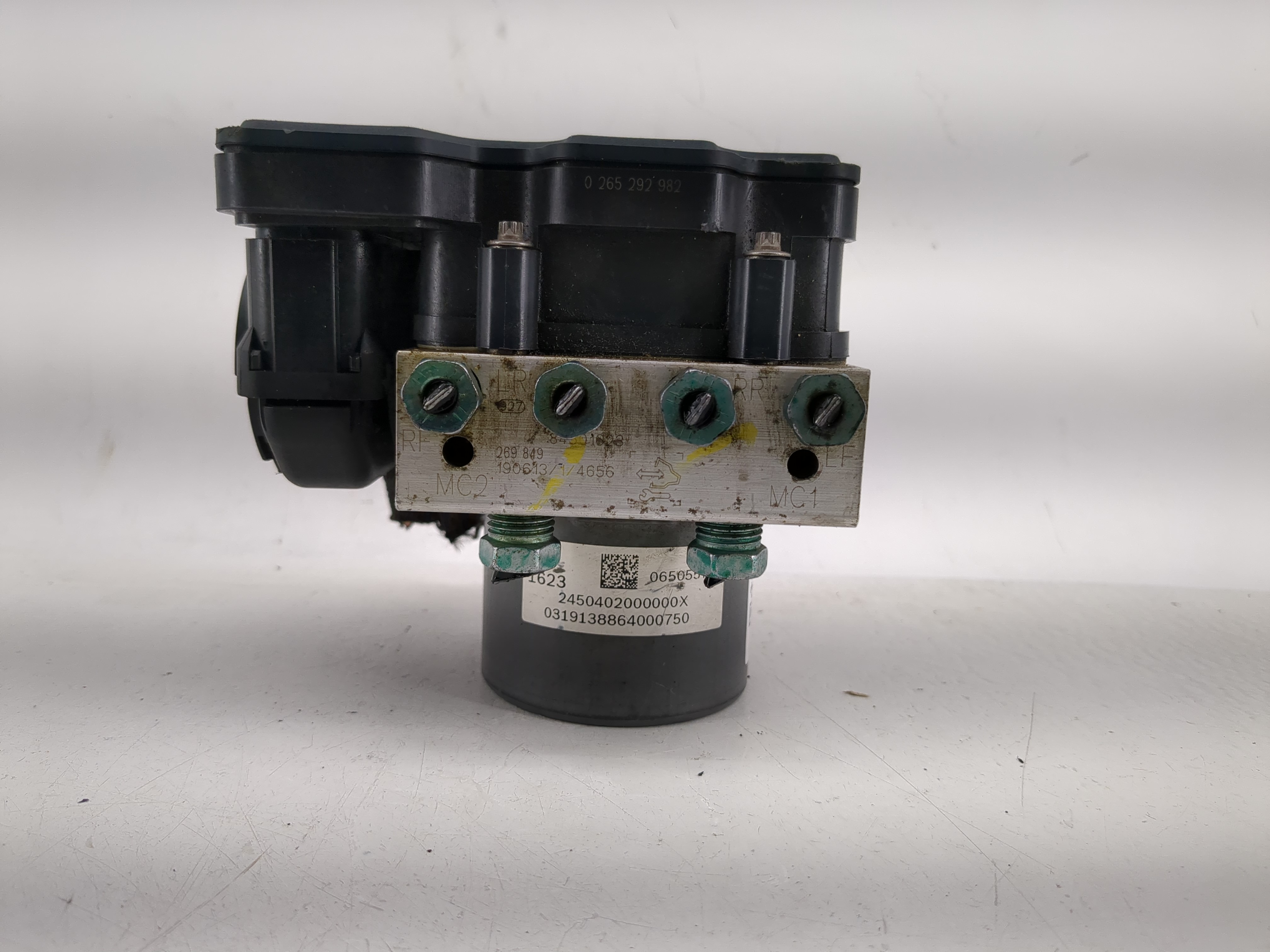 2019-2021 Chevrolet Malibu Abs Pump Control Module 1215387 - Oemusedautoparts1.com