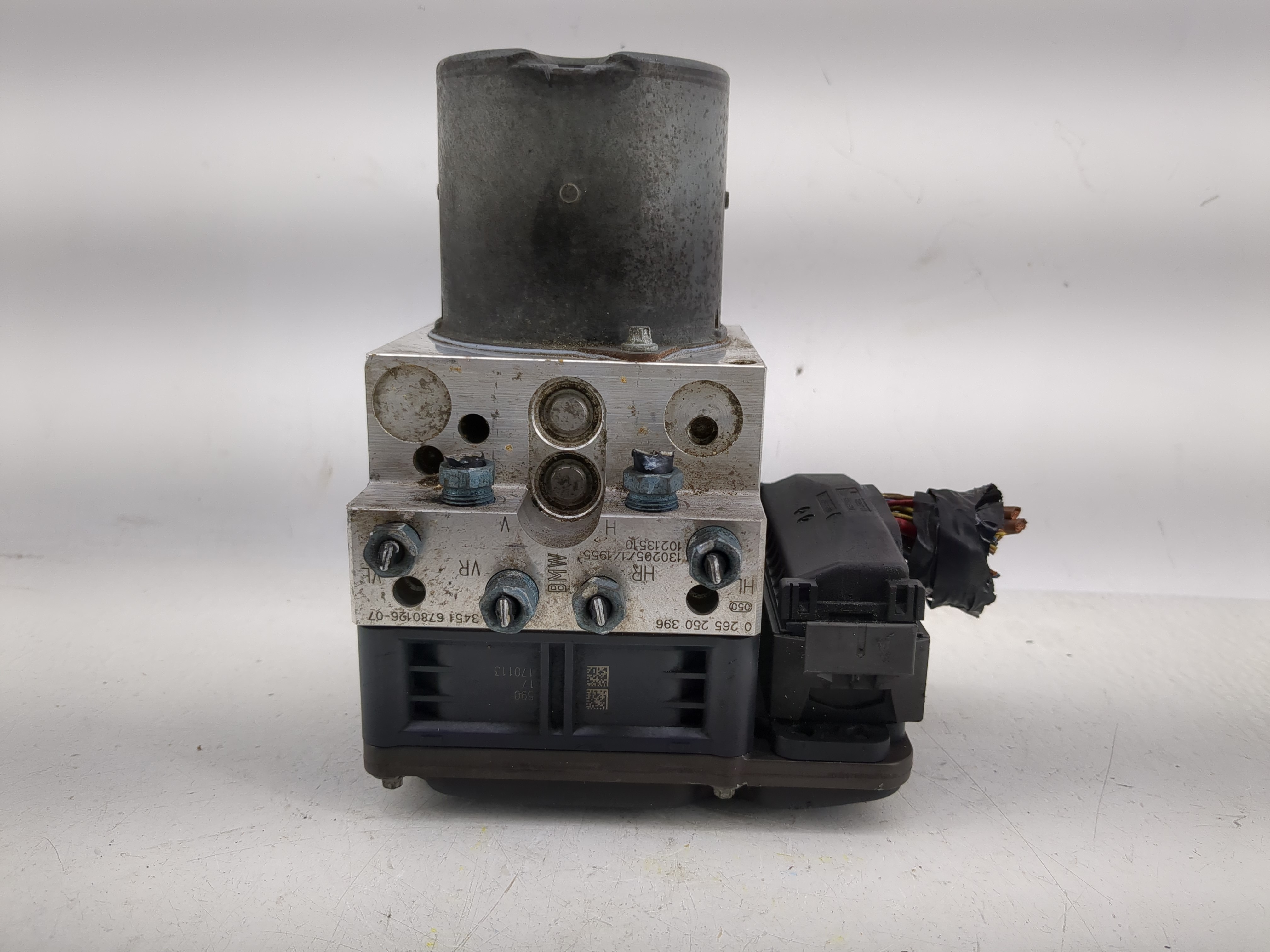 2007-2013 Bmw X5 Abs Pump Control Module 1215401 - Oemusedautoparts1.com