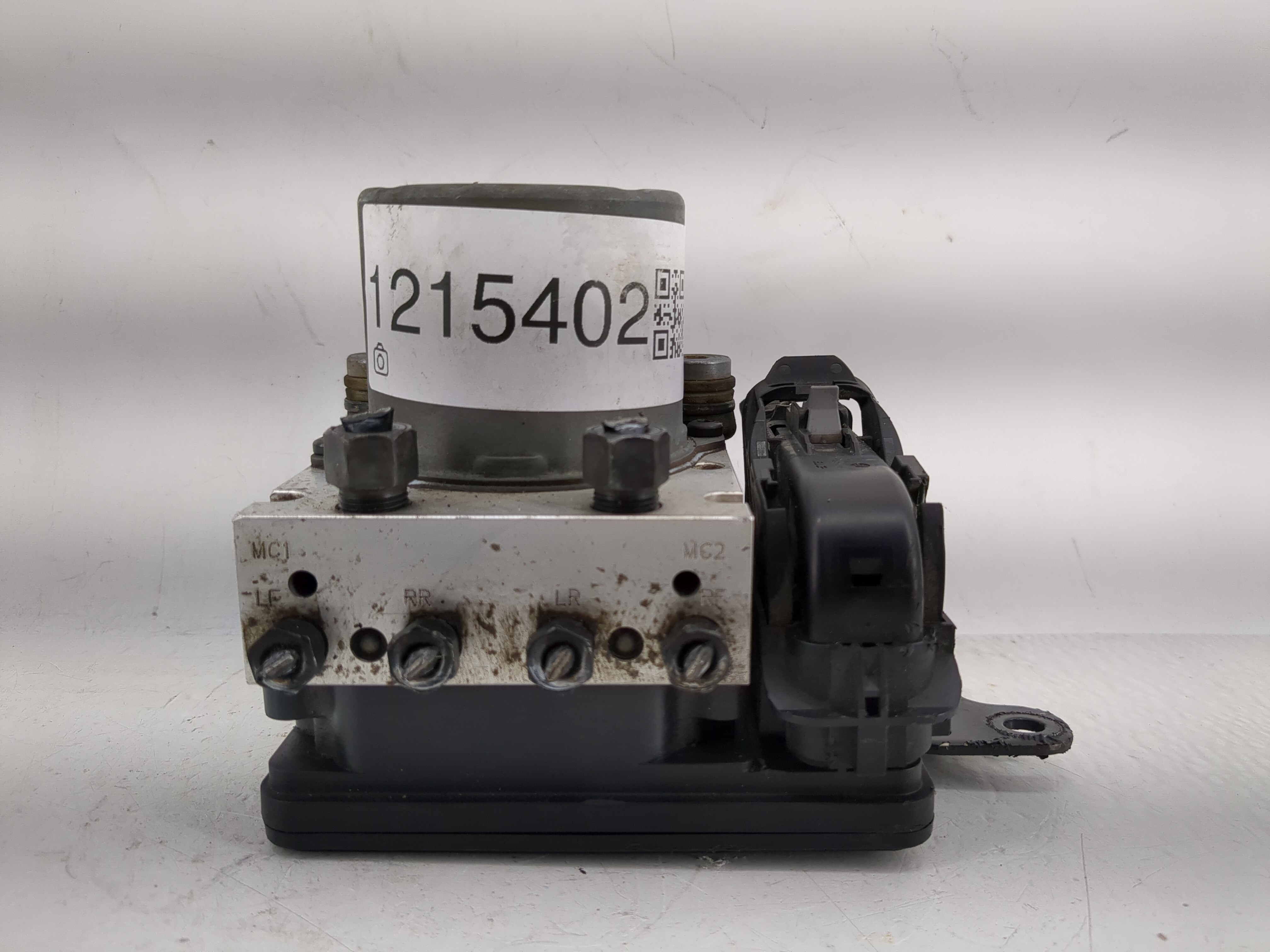 2016-2018 Hyundai Tucson Abs Pump Control Module 1215402 - Oemusedautoparts1.com