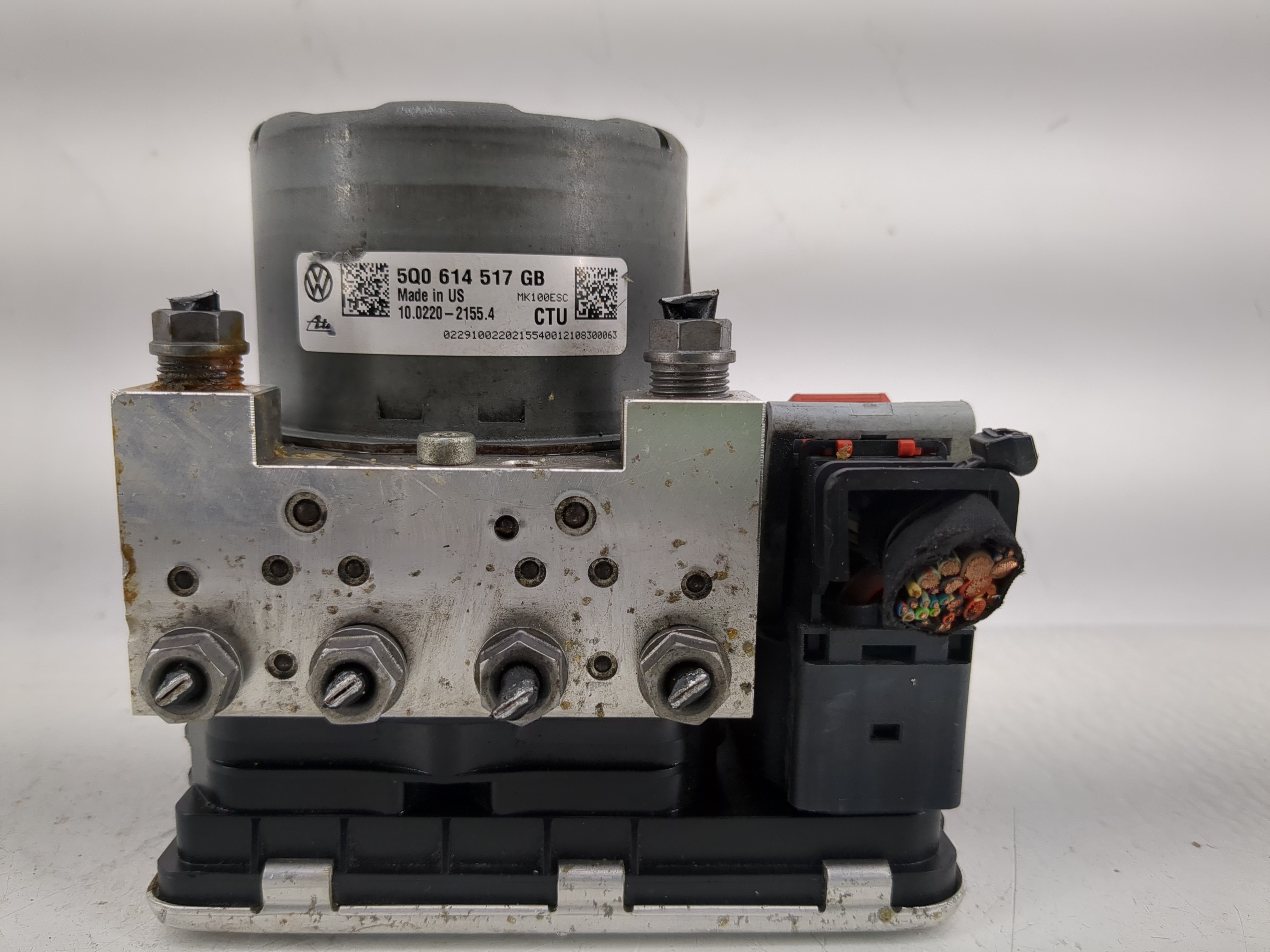 2021-2022 Volkswagen Atlas Abs Pump Control Module 1215403 - Oemusedautoparts1.com