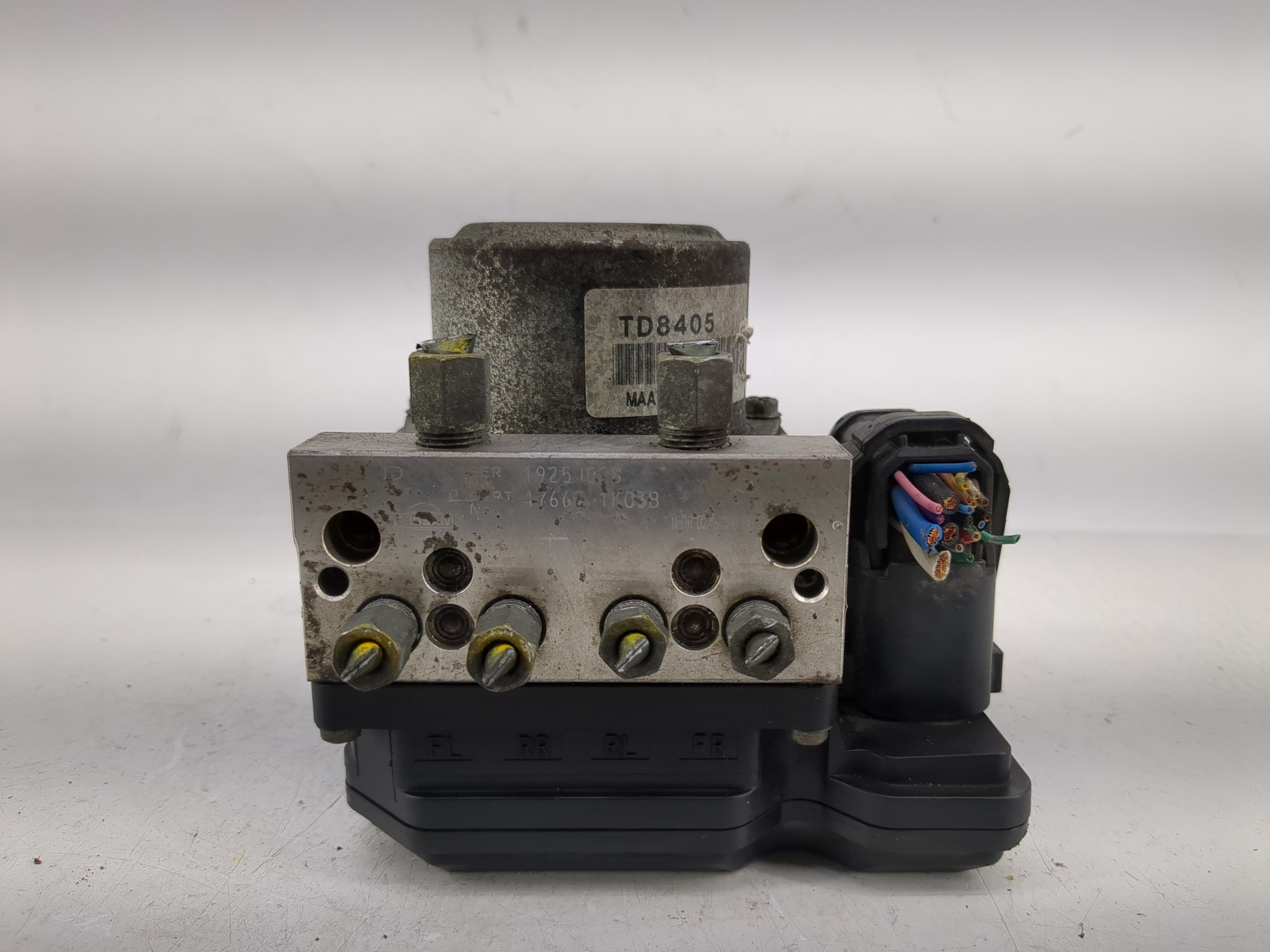 2012-2014 Nissan Juke Abs Pump Control Module 1215470 - Oemusedautoparts1.com