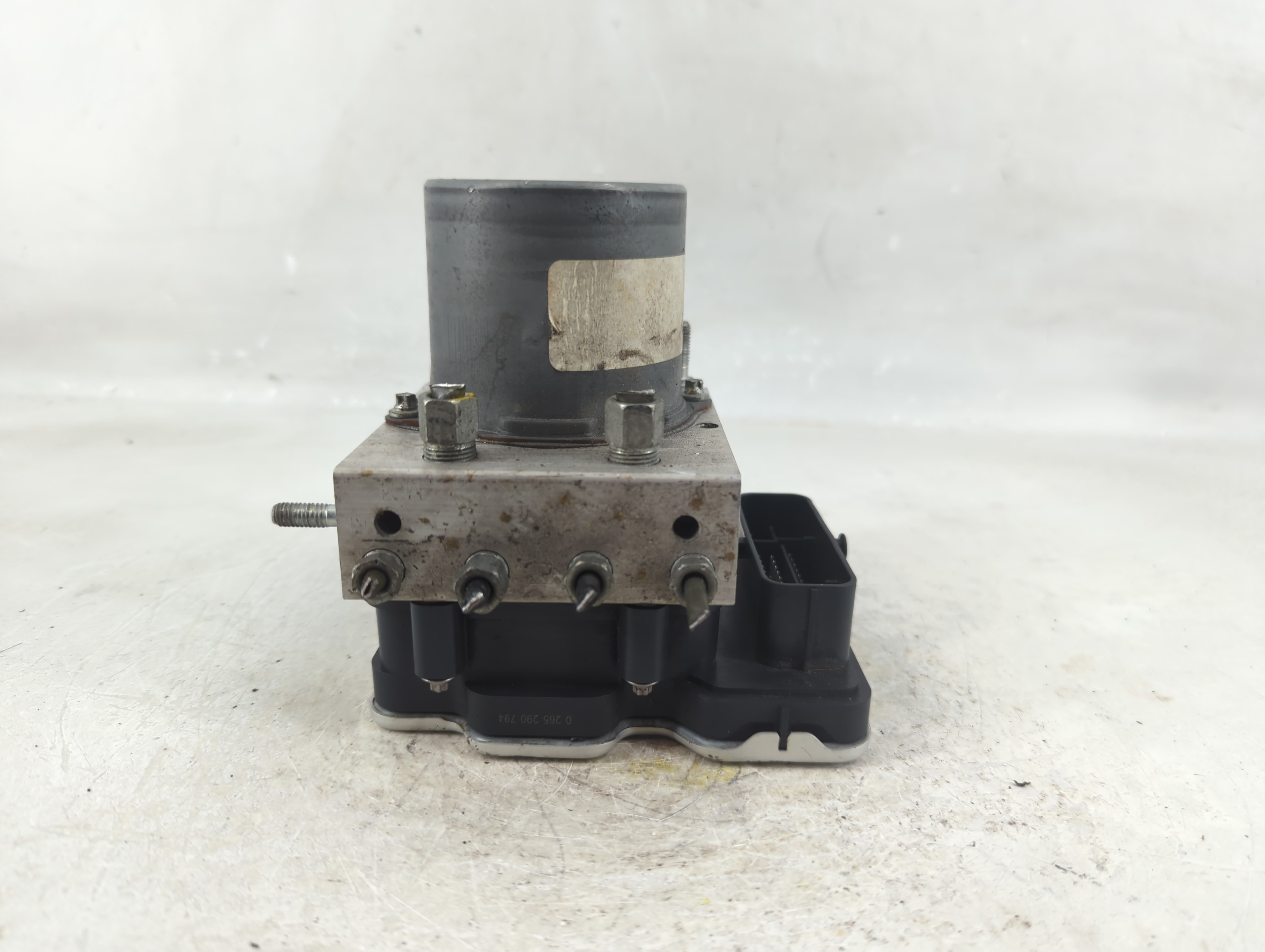 2021-2022 Nissan Altima Abs Pump Control Module 1215509 - Oemusedautoparts1.com