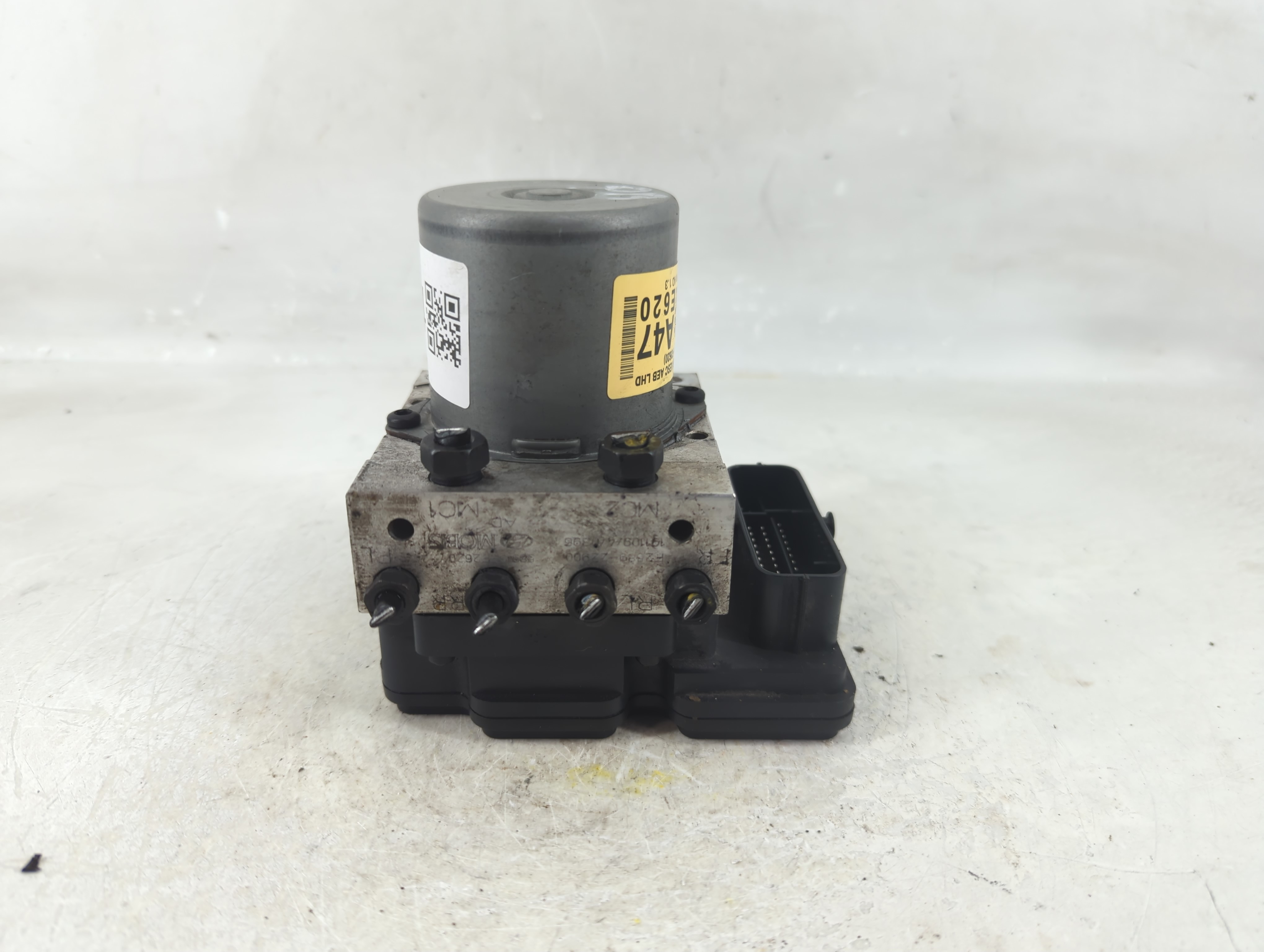 2019-2020 Hyundai Elantra Abs Pump Control Module 1215514 - Oemusedautoparts1.com