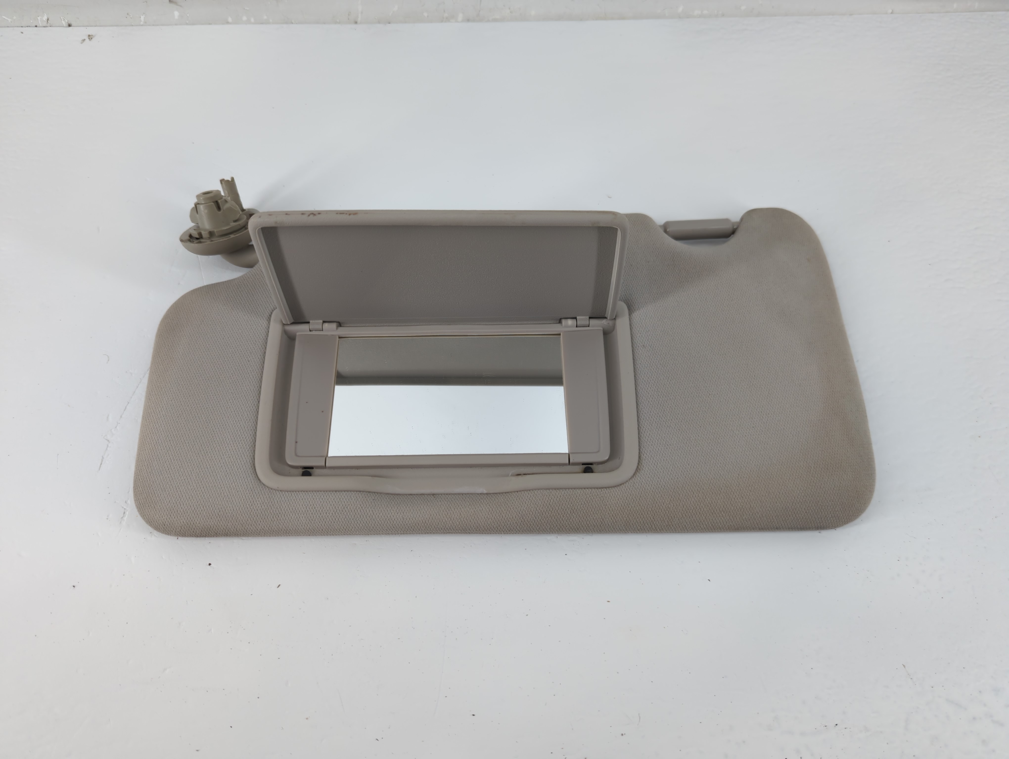 2016-2022 Honda Hr-v Driver Sun Visor Mirror Left Sunvisor Gray 1215530 - Oemusedautoparts1.com