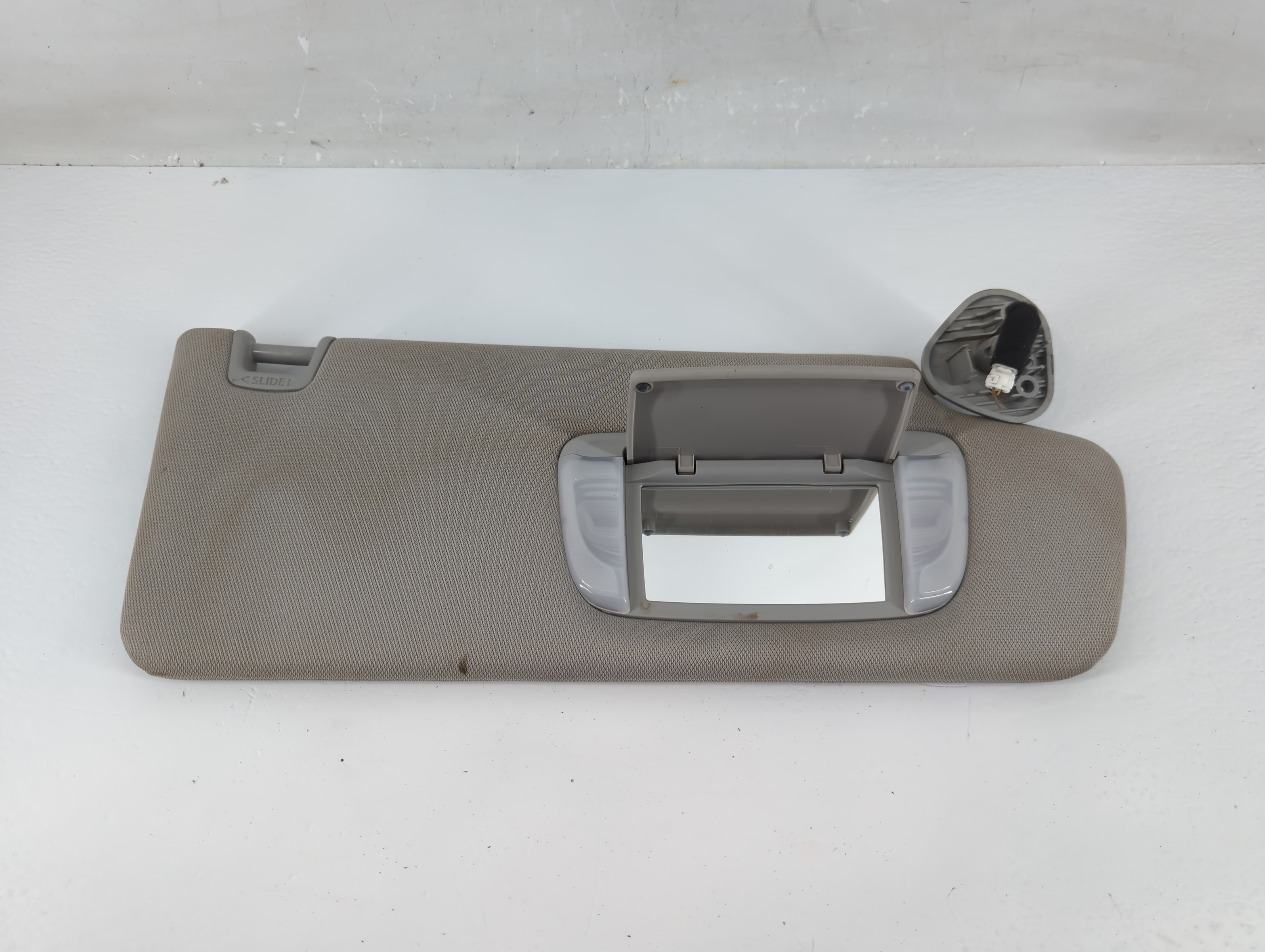 2014-2021 Toyota Tundra Passenger Sun Visor Mirror Right Sunvisor Gray 1215532 - Oemusedautoparts1.com