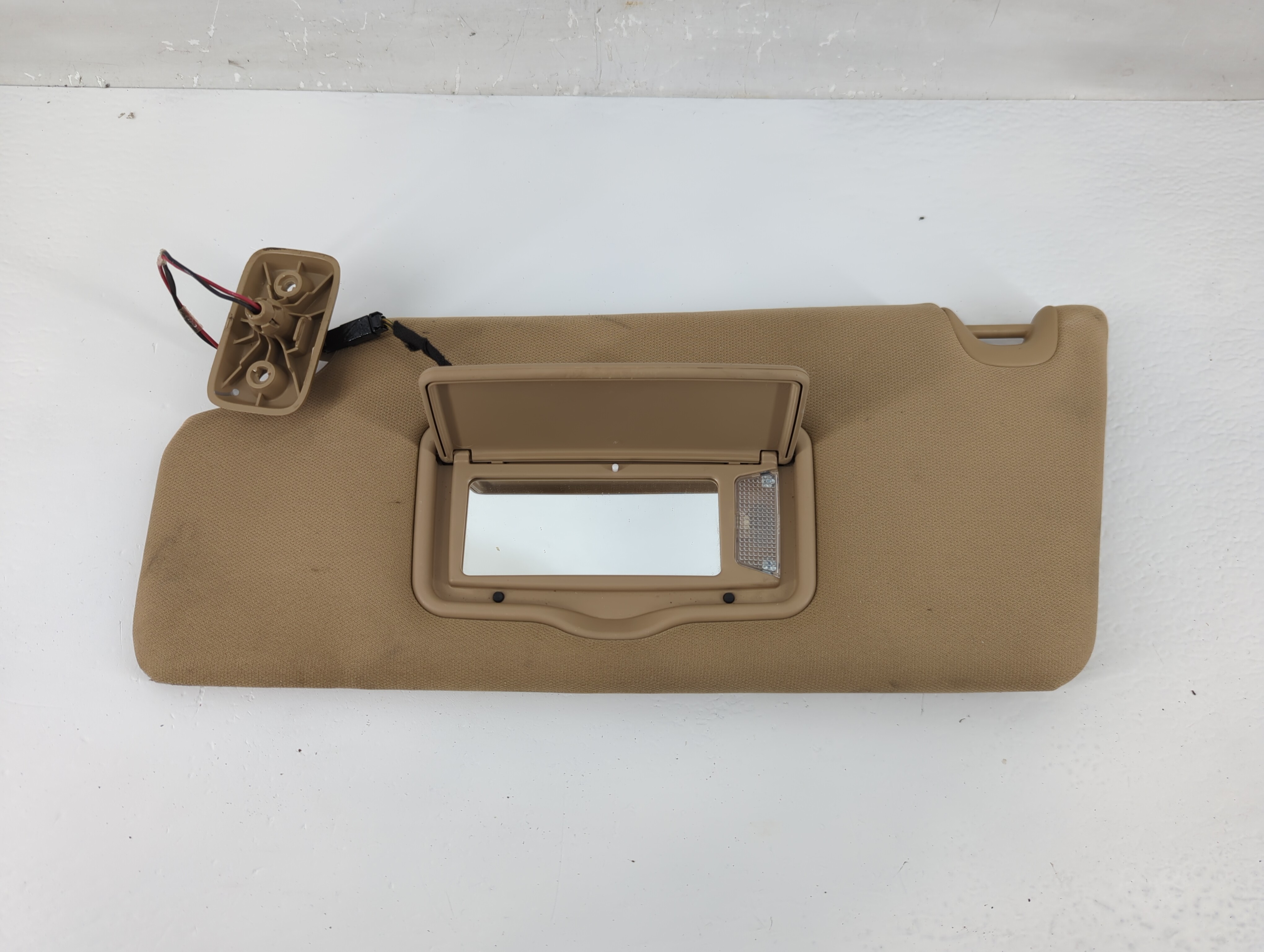 2010-2014 Ford F-150 Driver Sun Visor Mirror Left Sunvisor Dark Beige 1215533 - Oemusedautoparts1.com