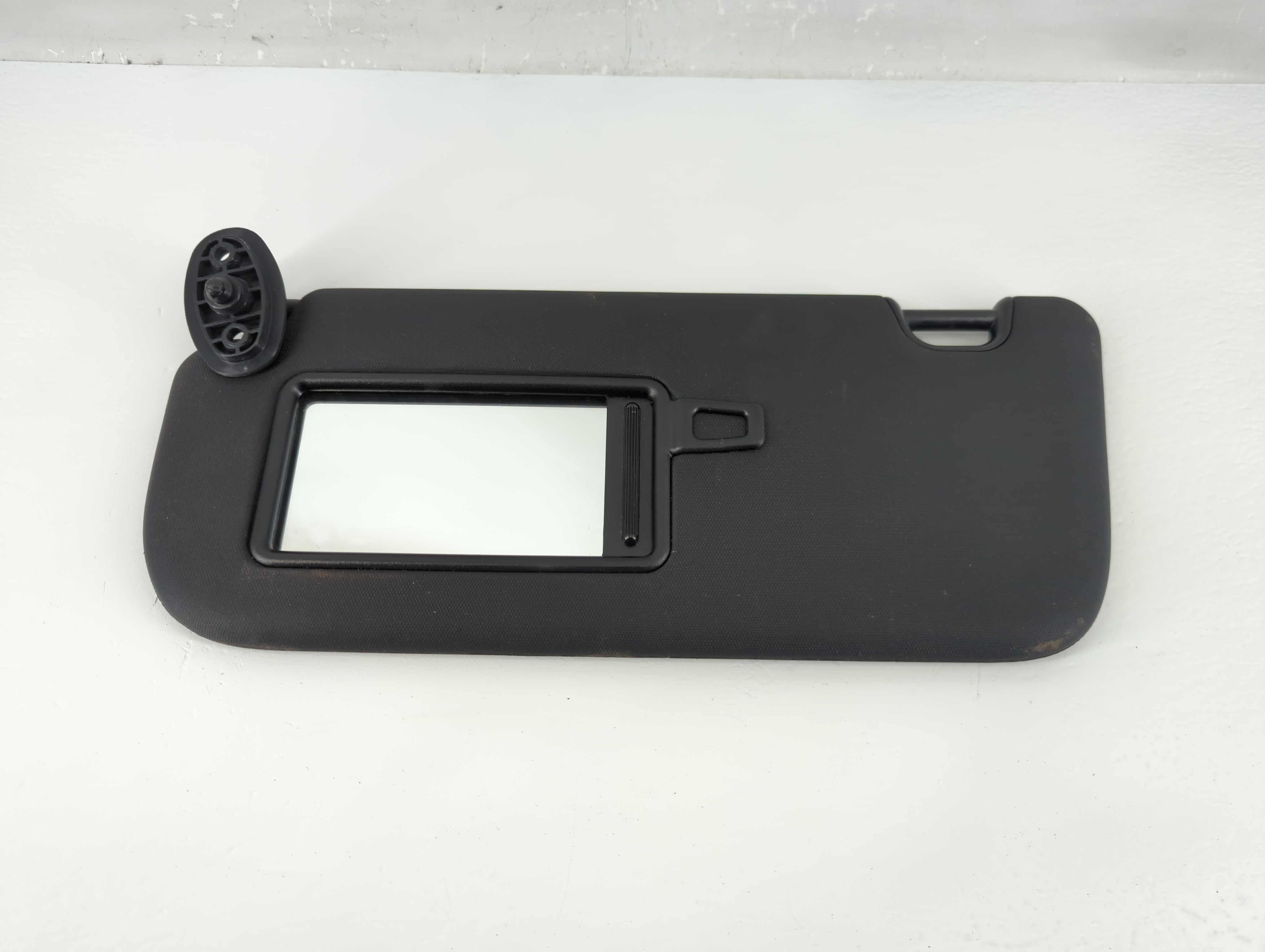 2015-2019 Kia Soul Driver Sun Visor Mirror Left Sunvisor Black 1215536 - Oemusedautoparts1.com
