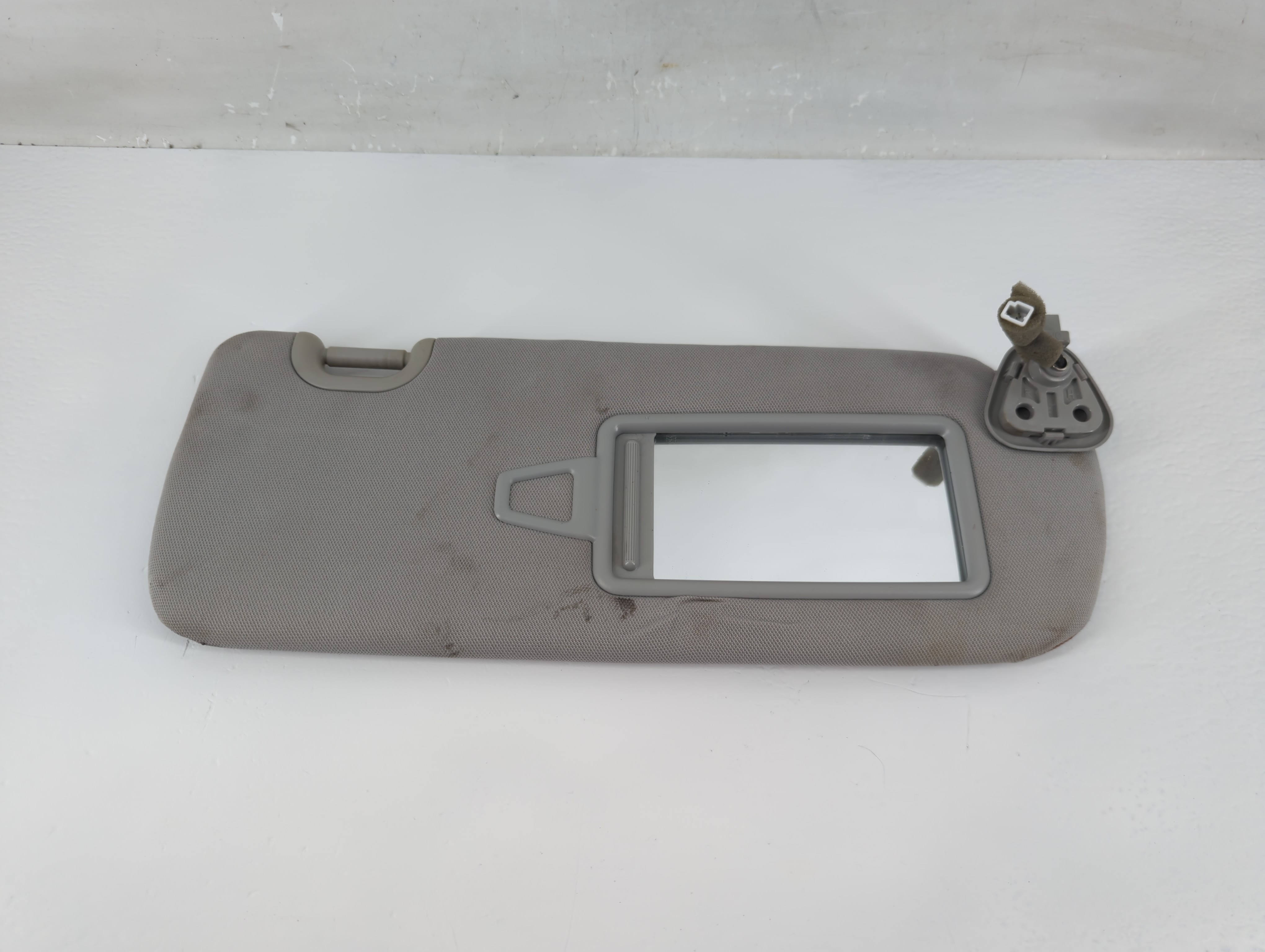 2013-2019 Hyundai Santa Fe Passenger Sun Visor Mirror Right Sunvisor 1215541 - Oemusedautoparts1.com