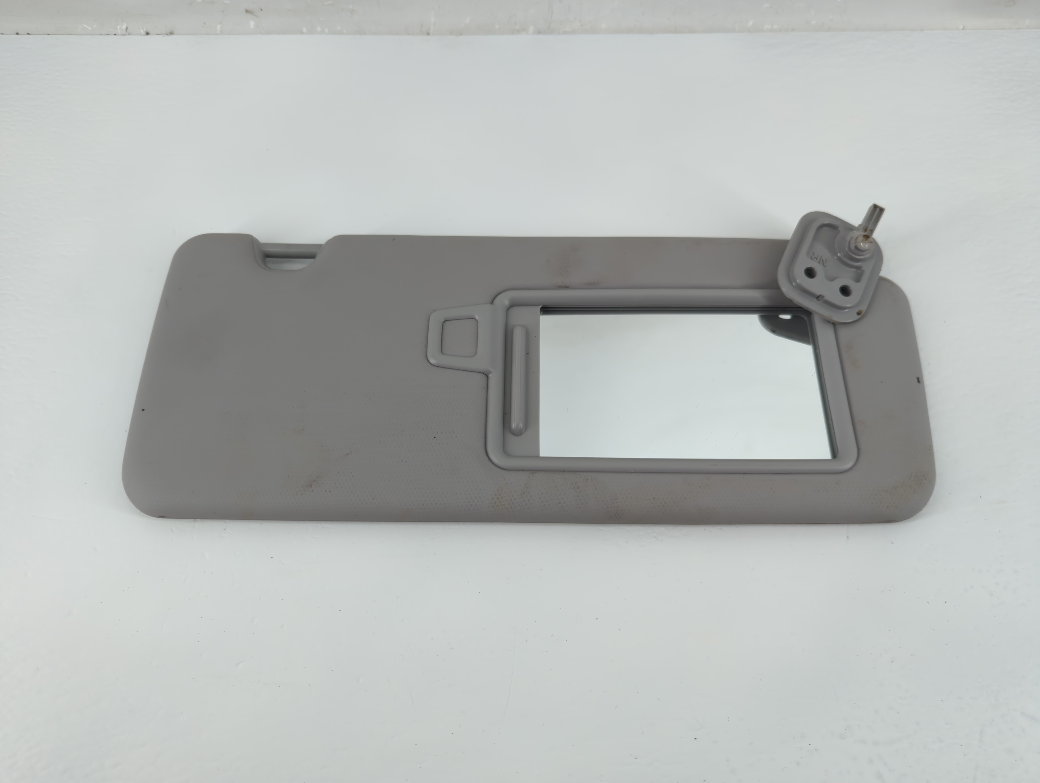 2016-2021 Hyundai Tucson Passenger Sun Visor Mirror Right Sunvisor Gray 1215546 - Oemusedautoparts1.com