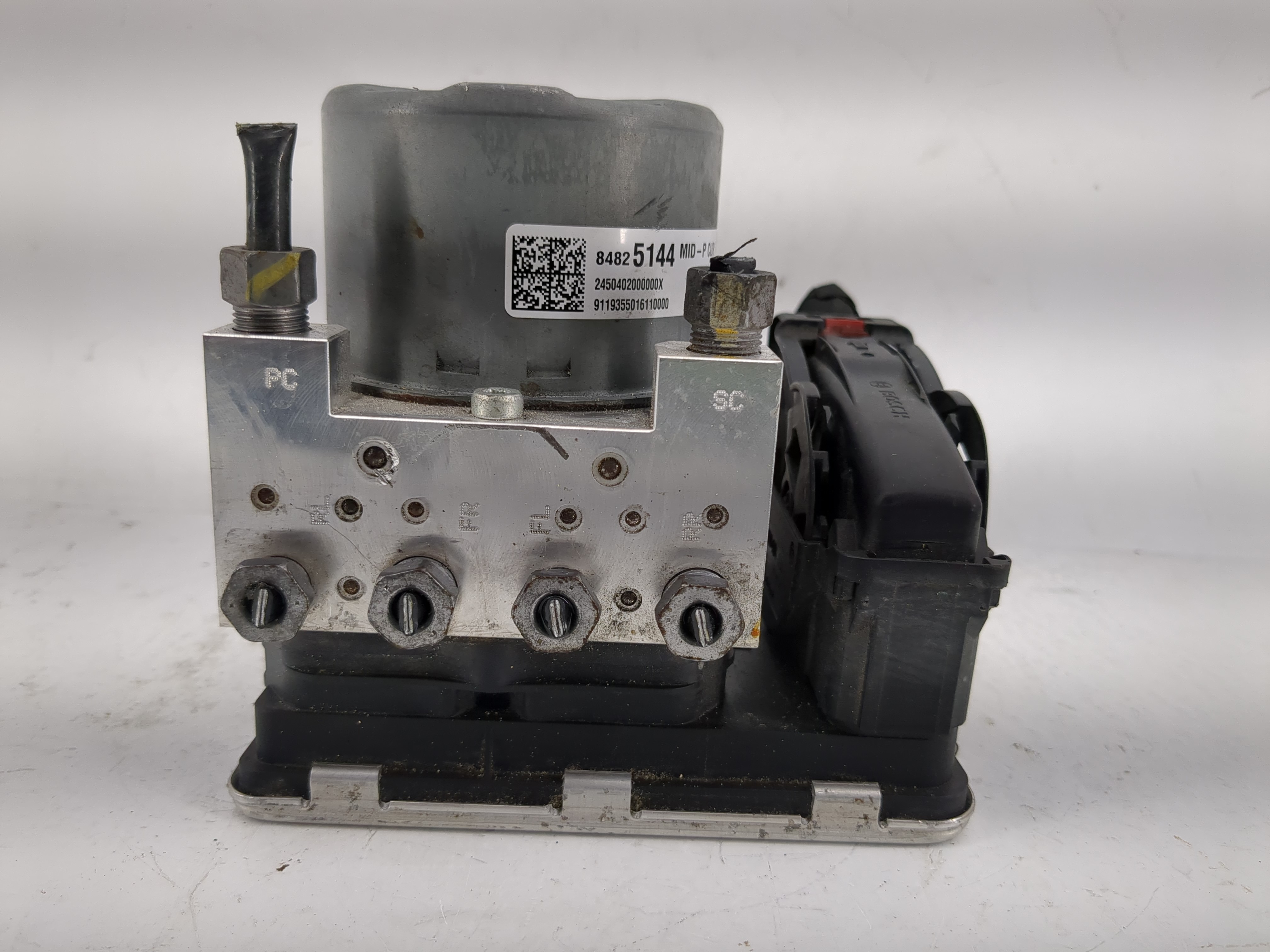 2018-2019 Chevrolet Equinox Abs Pump Control Module 1215556 - Oemusedautoparts1.com
