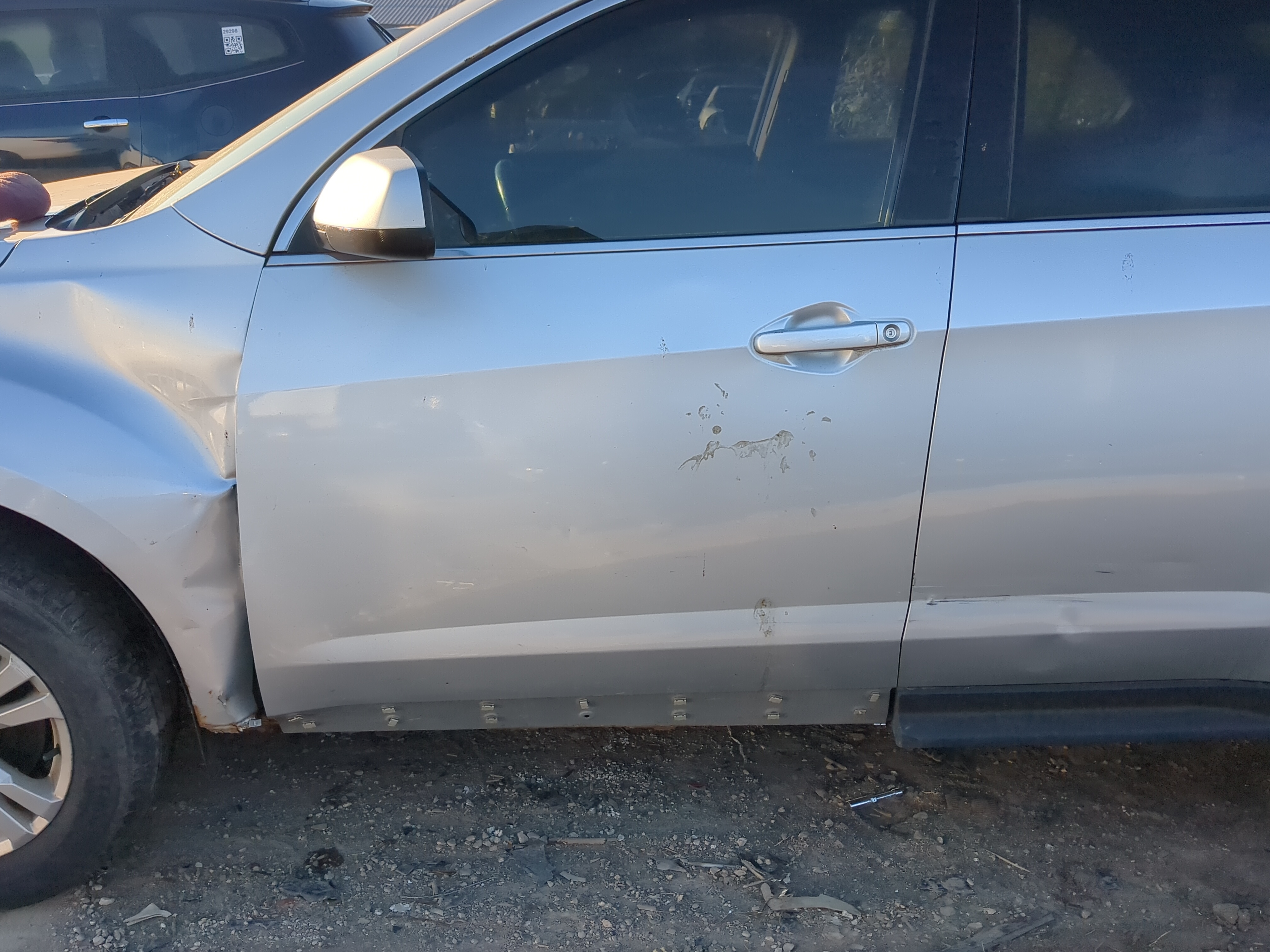 2012-2017 Chevrolet Equinox Driver Front Door Oem 1216338 - Oemusedautoparts1.com