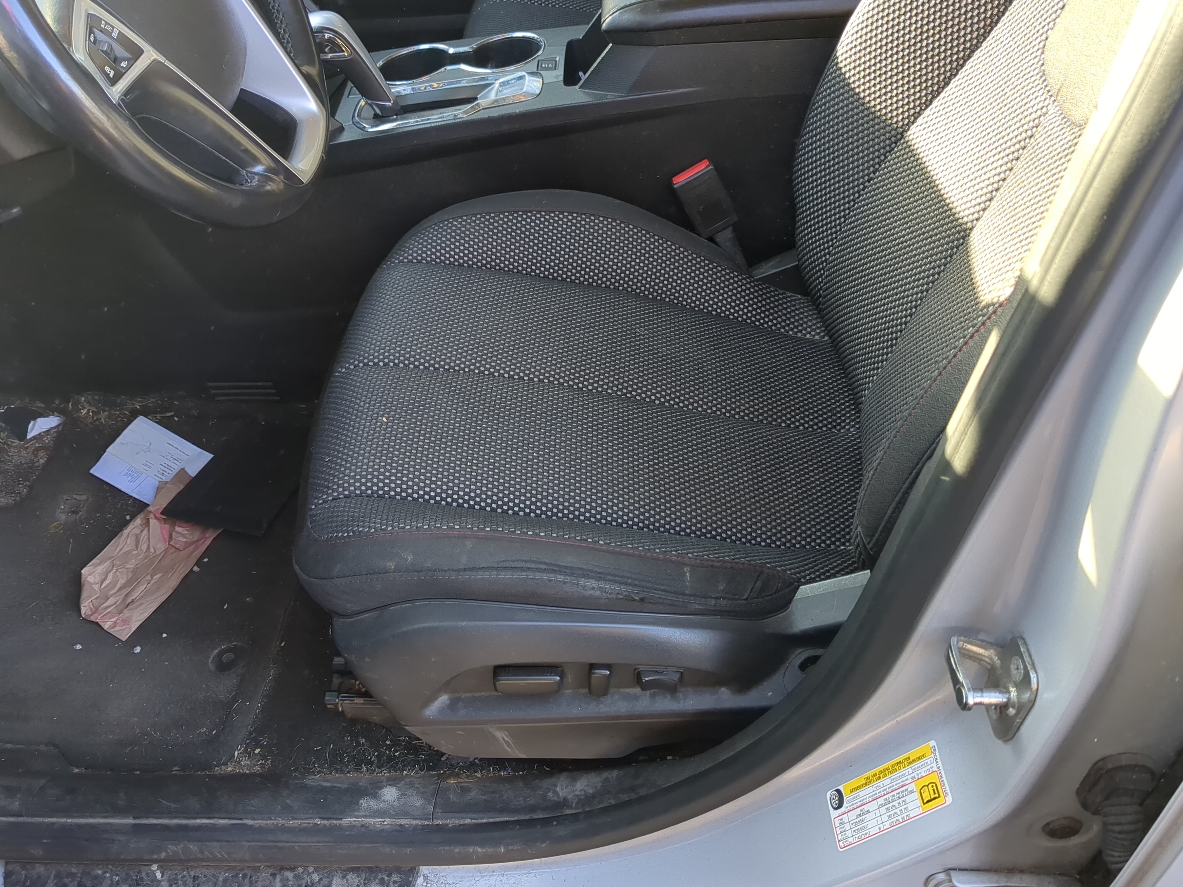 2014-2017 Chevrolet Equinox Driver Front Seat Oem 1216403 - Oemusedautoparts1.com