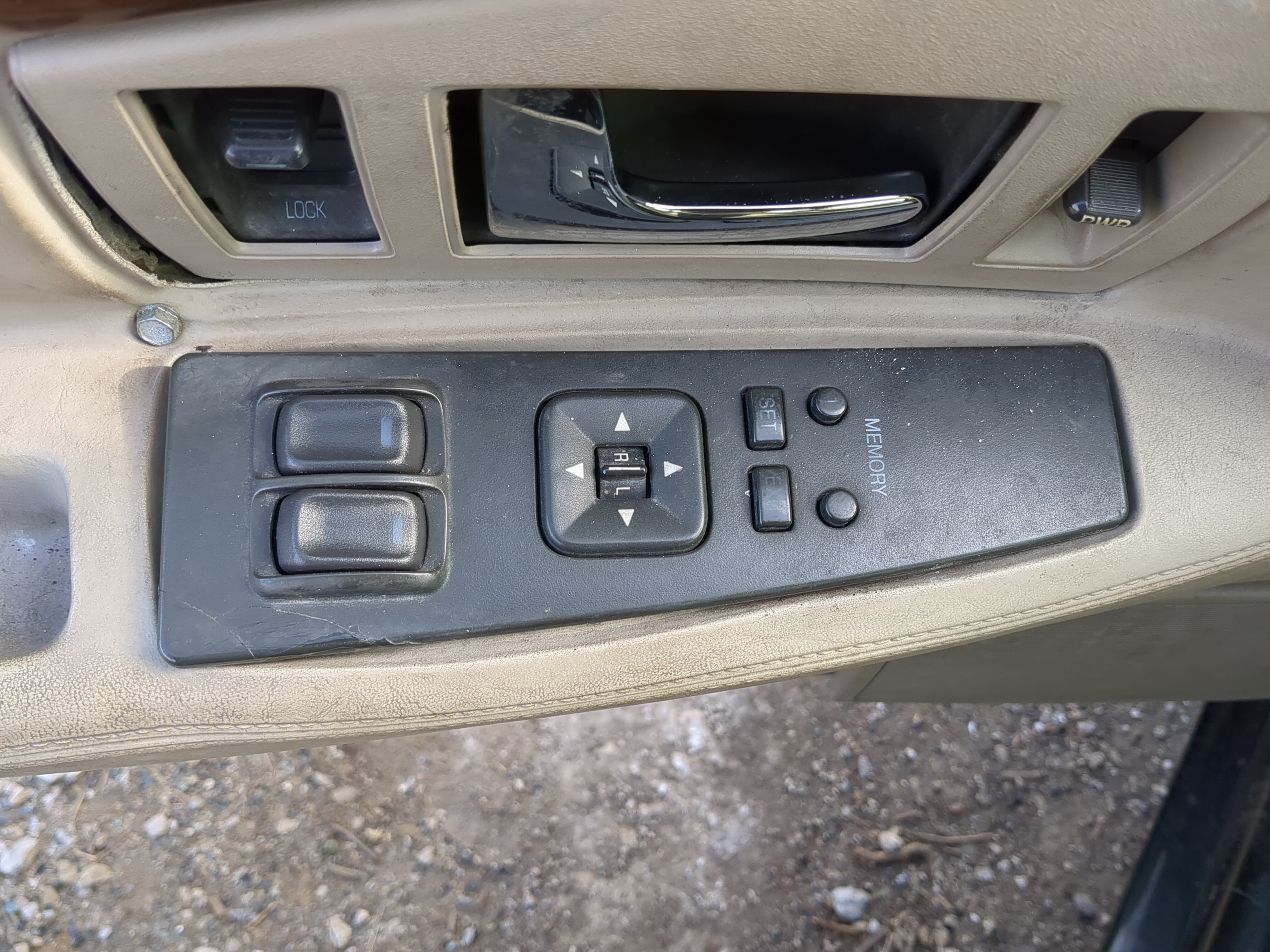 Picture of 1999-2002 Cadillac Eldorado Driver Left Door Master Power Window Switch 1216589