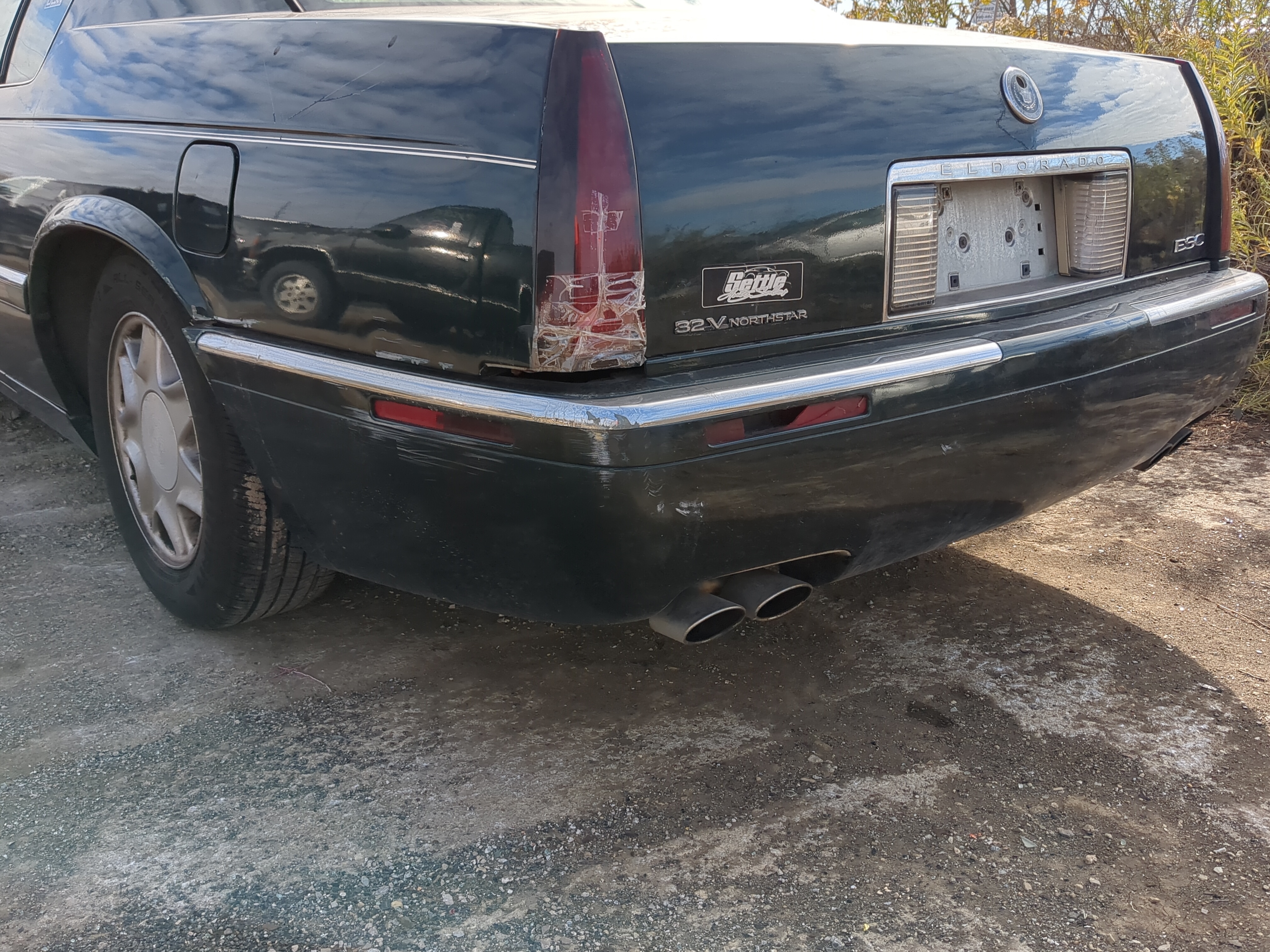 1995-2002 Cadillac Eldorado Rear Bumper Assembly Oem 1216605 - Oemusedautoparts1.com