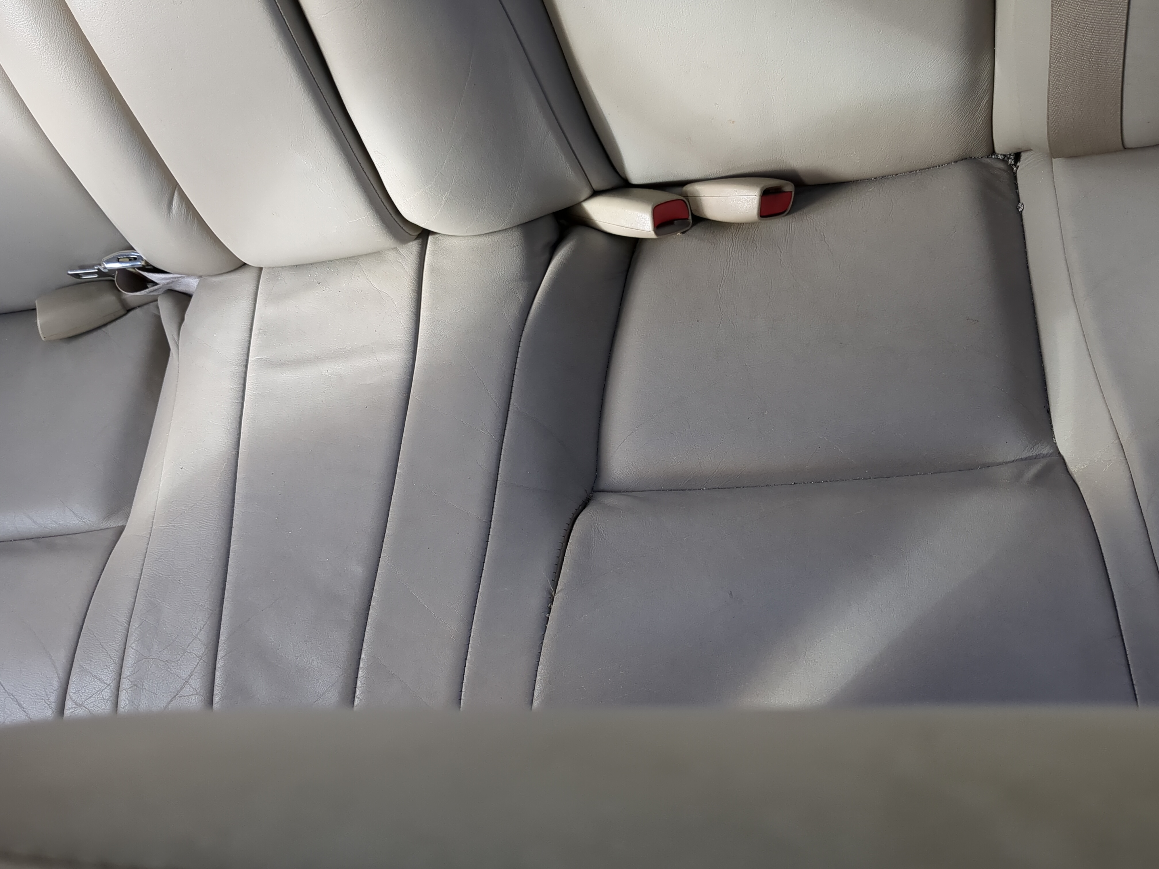 2000 Cadillac Eldorado Rear Seat Oem 1216689 - Oemusedautoparts1.com