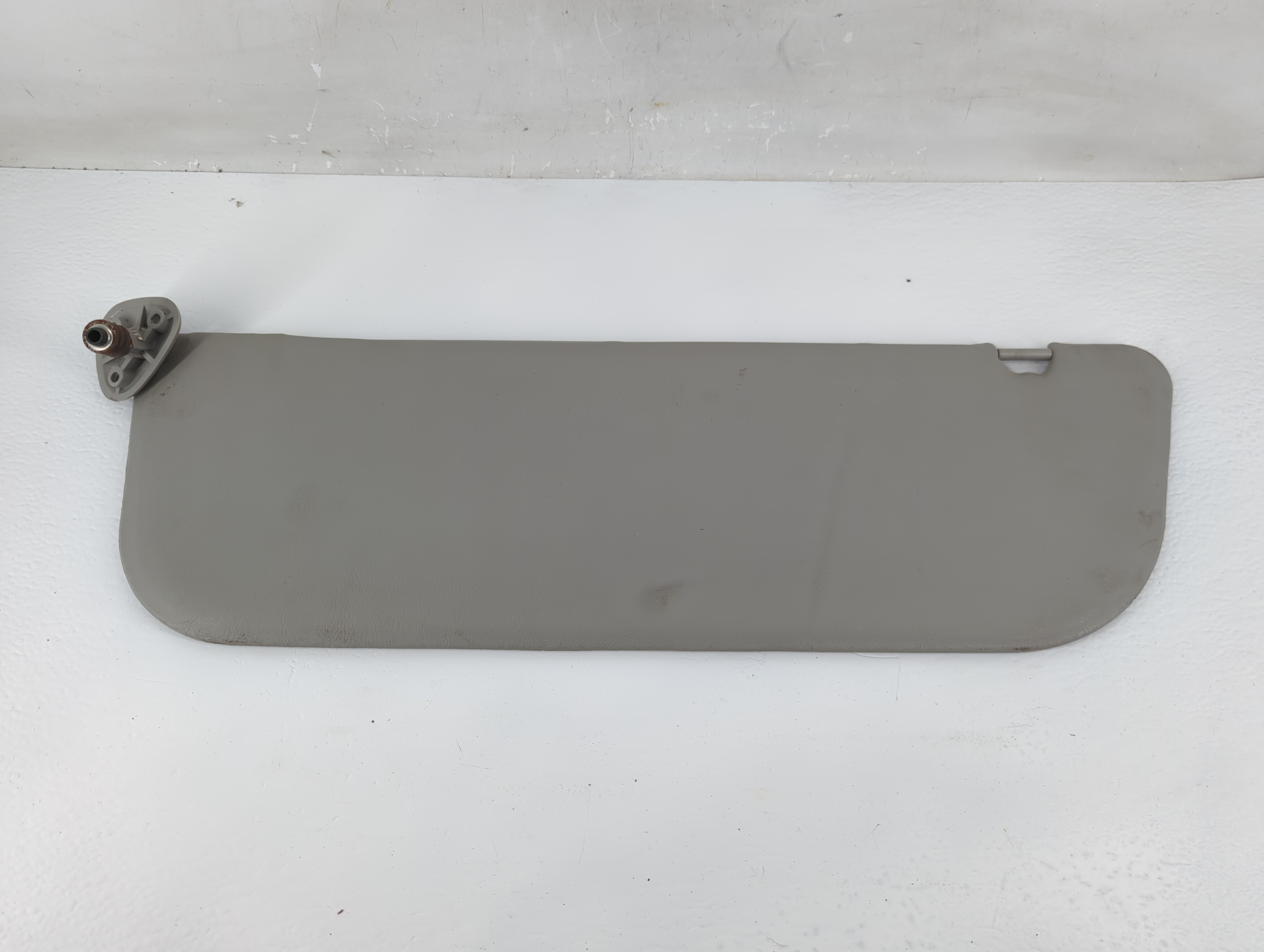 2009-2014 Ford E-150 Driver Sun Visor Mirror Left Sunvisor Gray 1216894 - Oemusedautoparts1.com