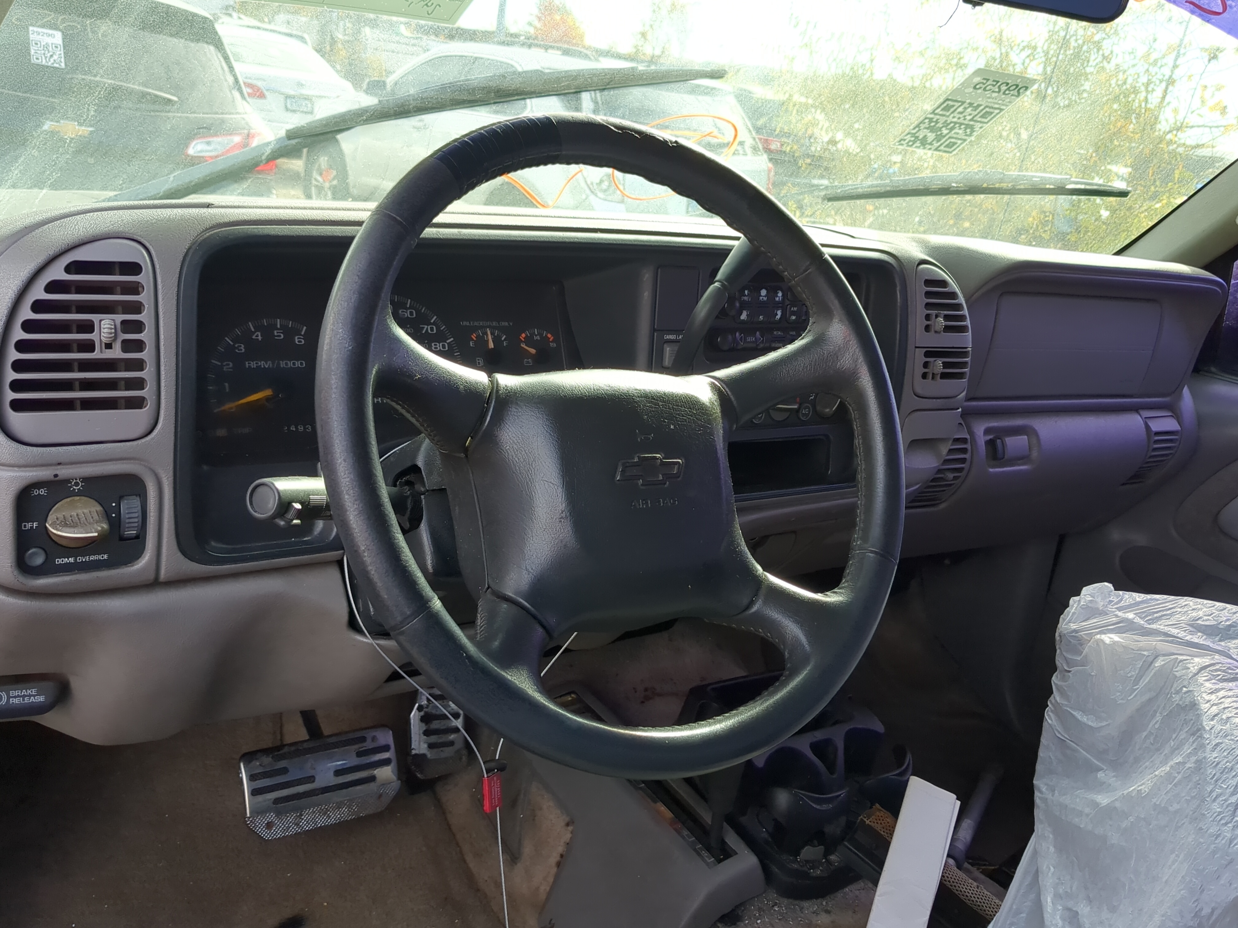 Chevrolet K1500 Air Bag Driver Left Steering Wheel Mounted 1217054 - Oemusedautoparts1.com