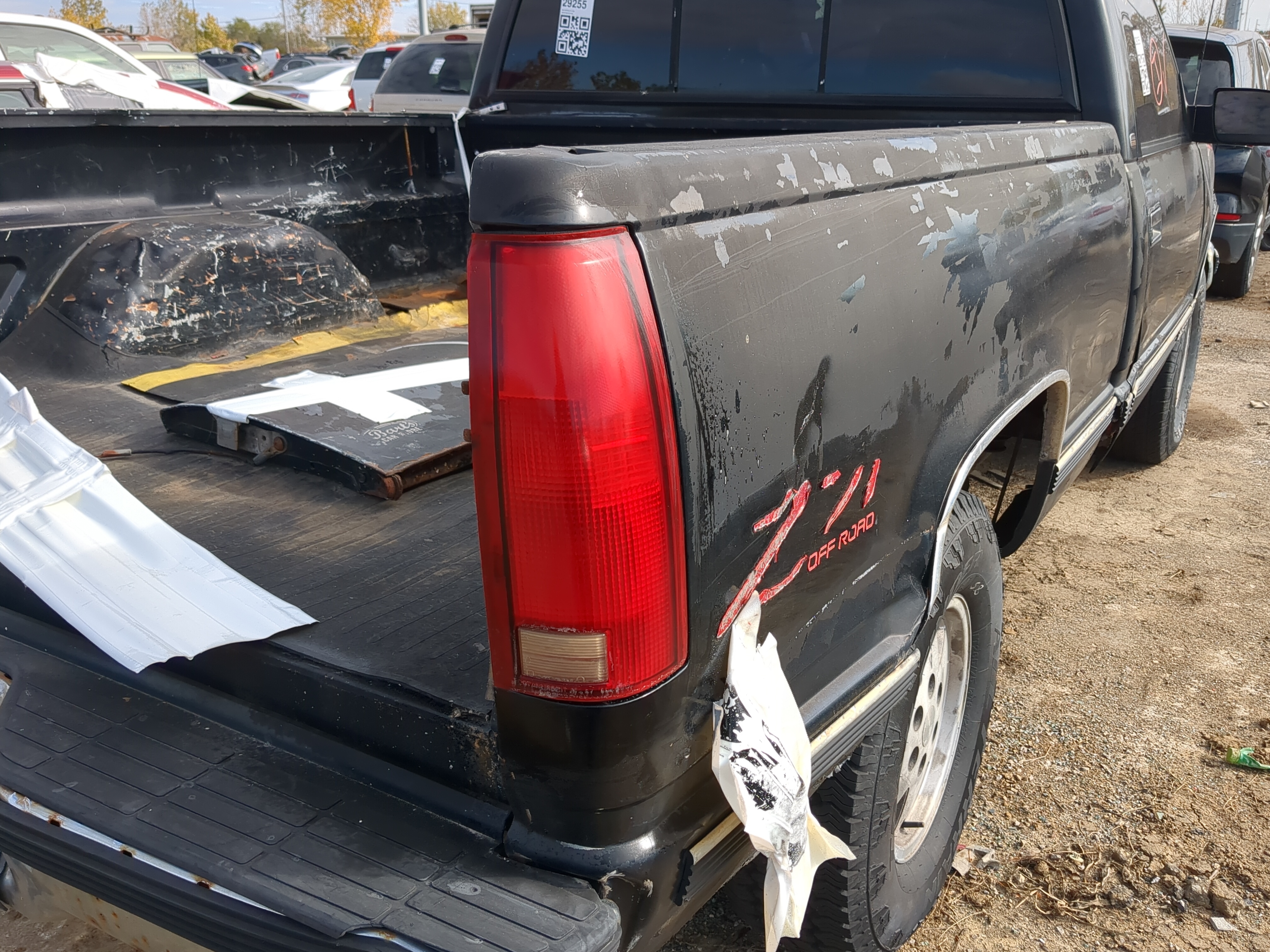 Chevrolet K1500 Passenger Right Side Tail Light Taillight Oem 1217077 - Oemusedautoparts1.com