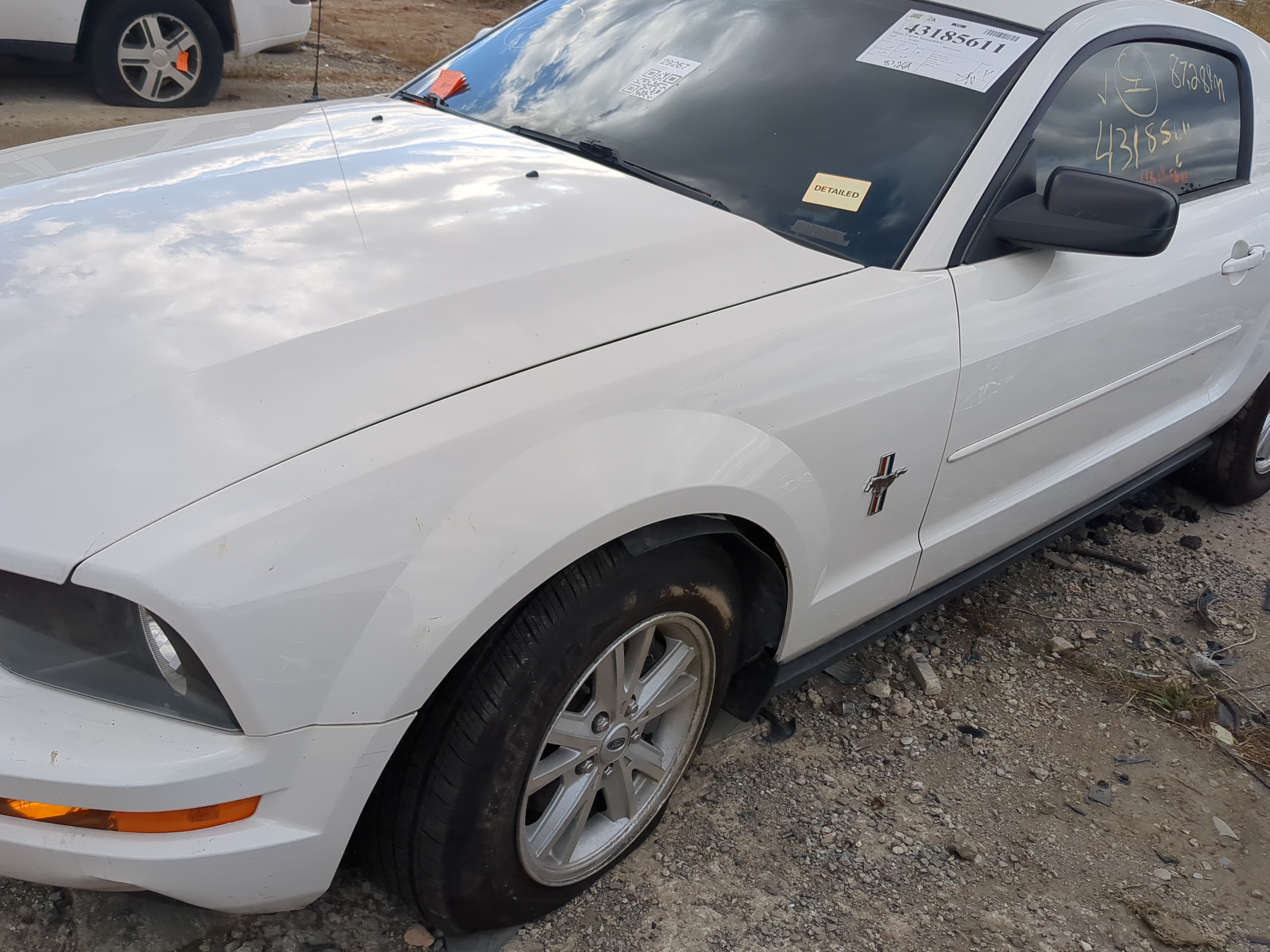 2005-2009 Ford Mustang Driver Fender 1217187 - Oemusedautoparts1.com