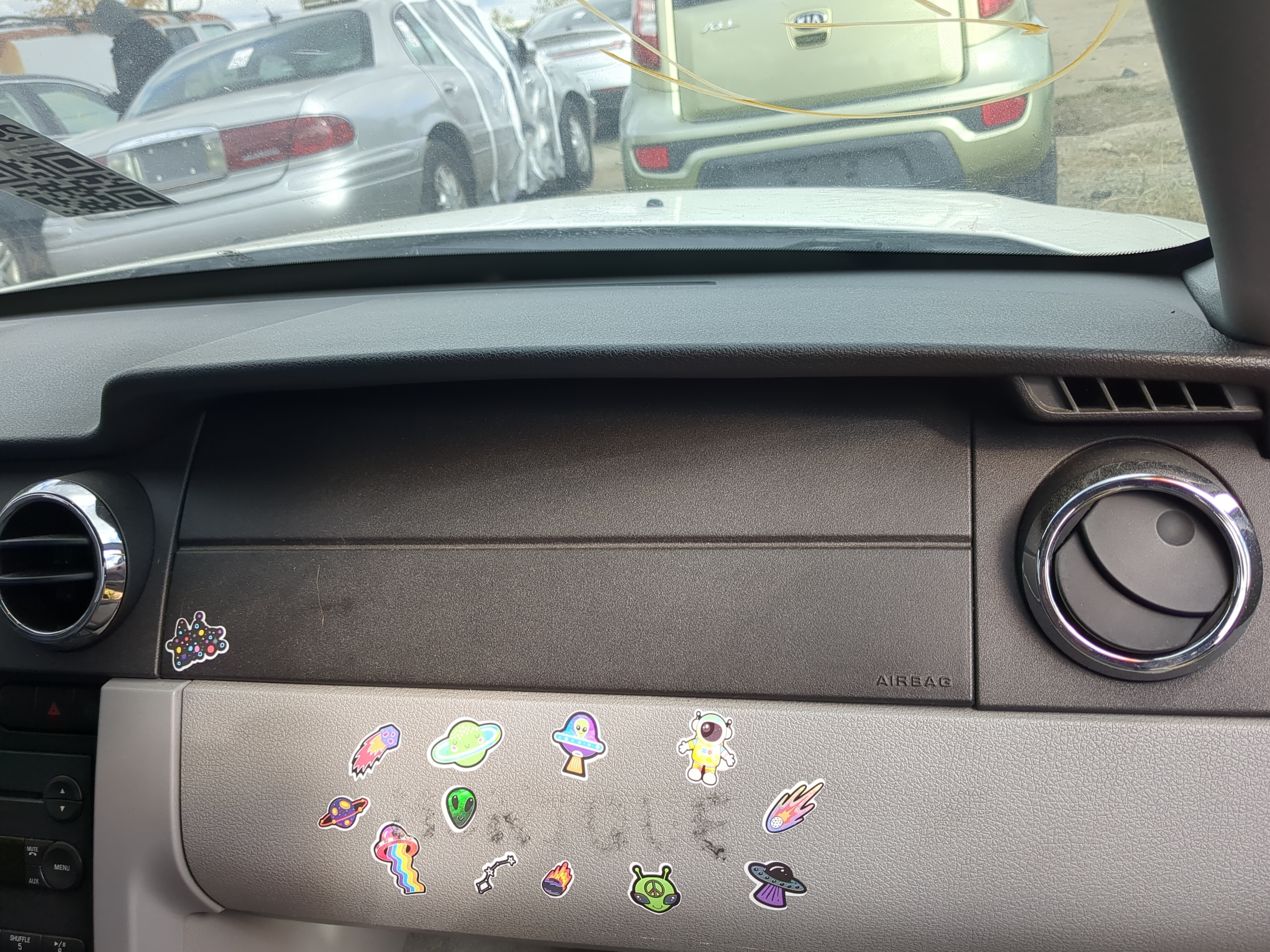 2005-2009 Ford Mustang Air Bag Passenger Right Dashboard Oem 1217213 - Oemusedautoparts1.com