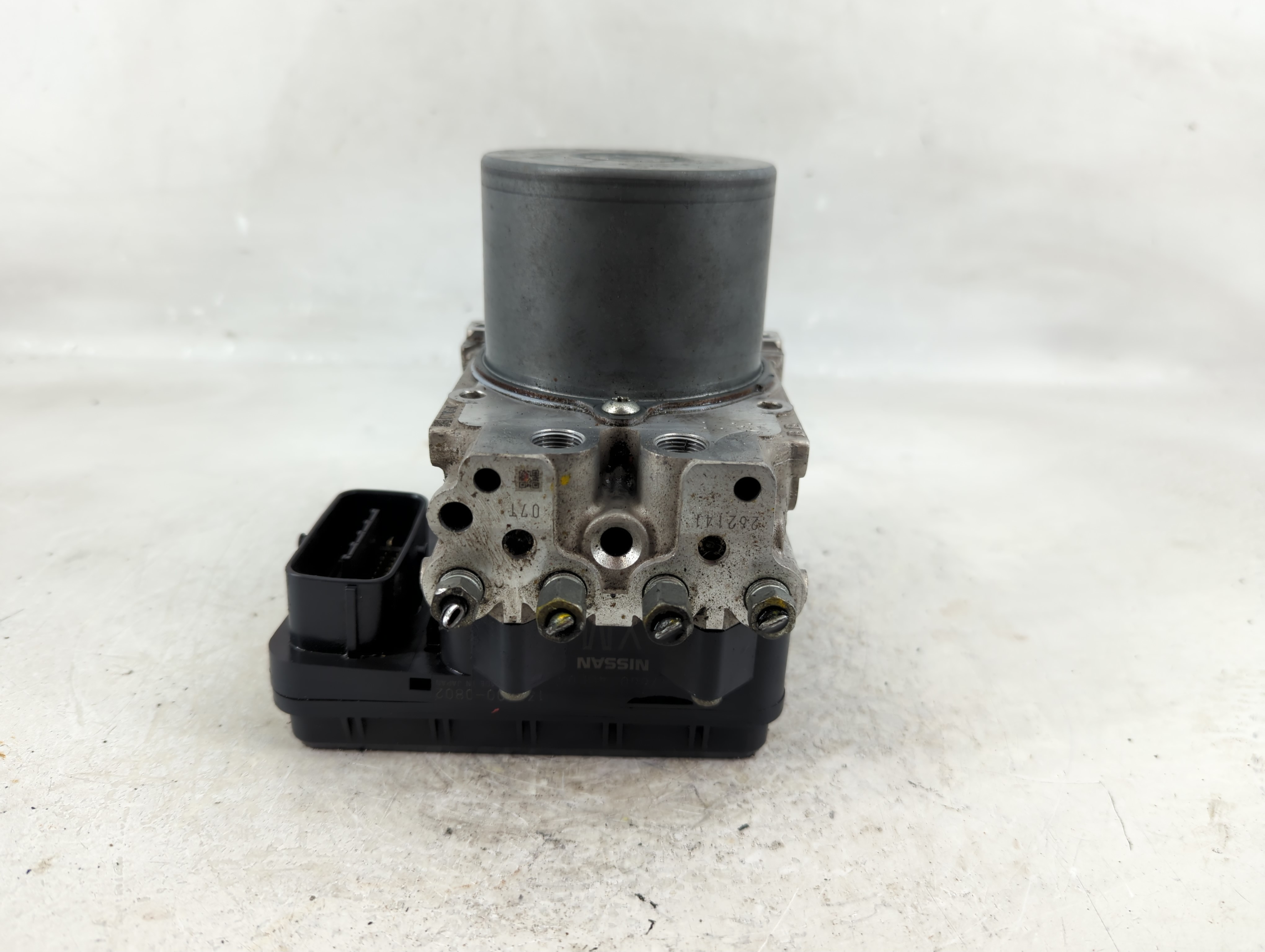 2016-2017 Infiniti Q50 Abs Pump Control Module 1217314 - Oemusedautoparts1.com
