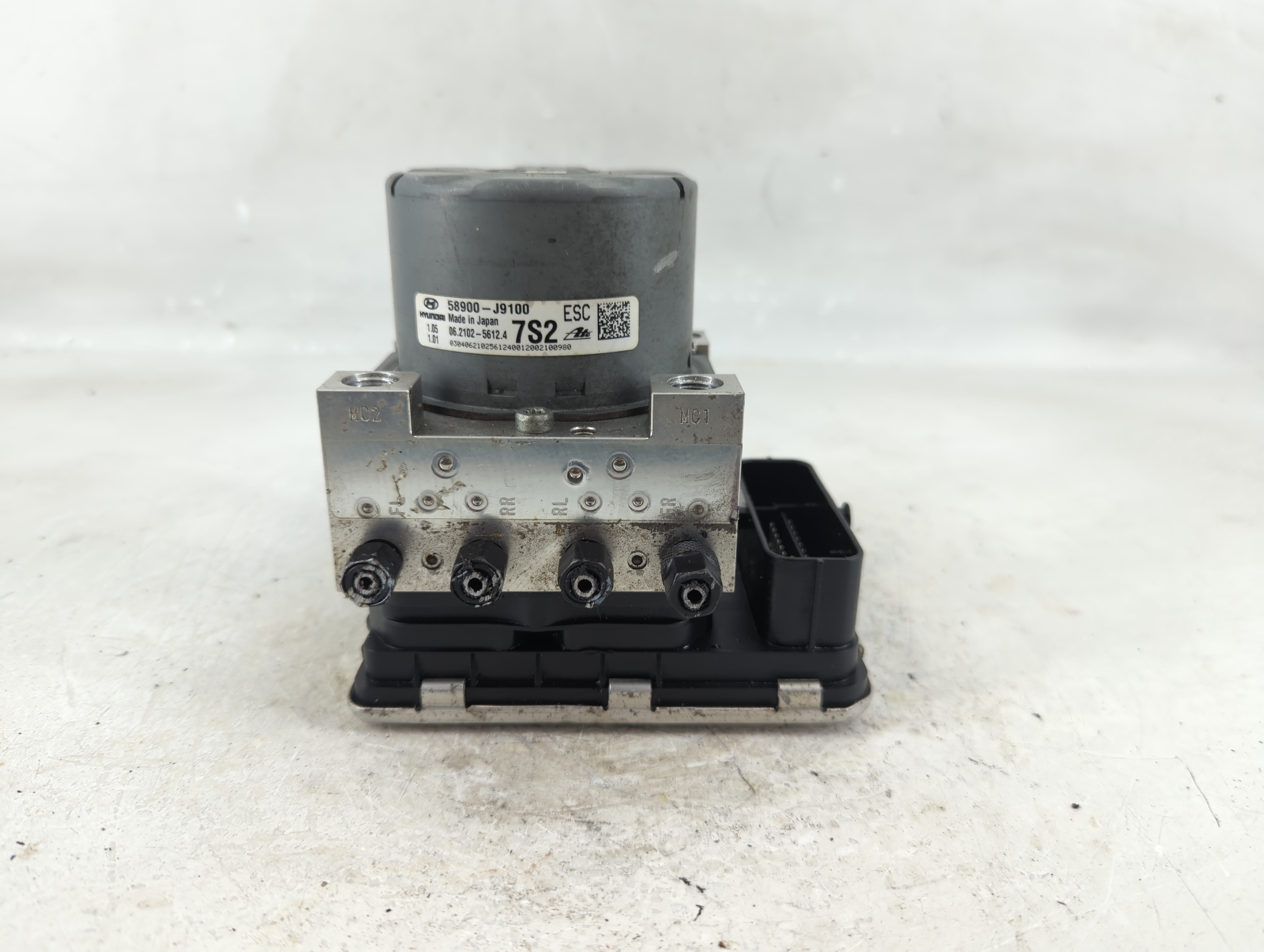 2018-2021 Hyundai Kona Abs Pump Control Module 1217317 - Oemusedautoparts1.com