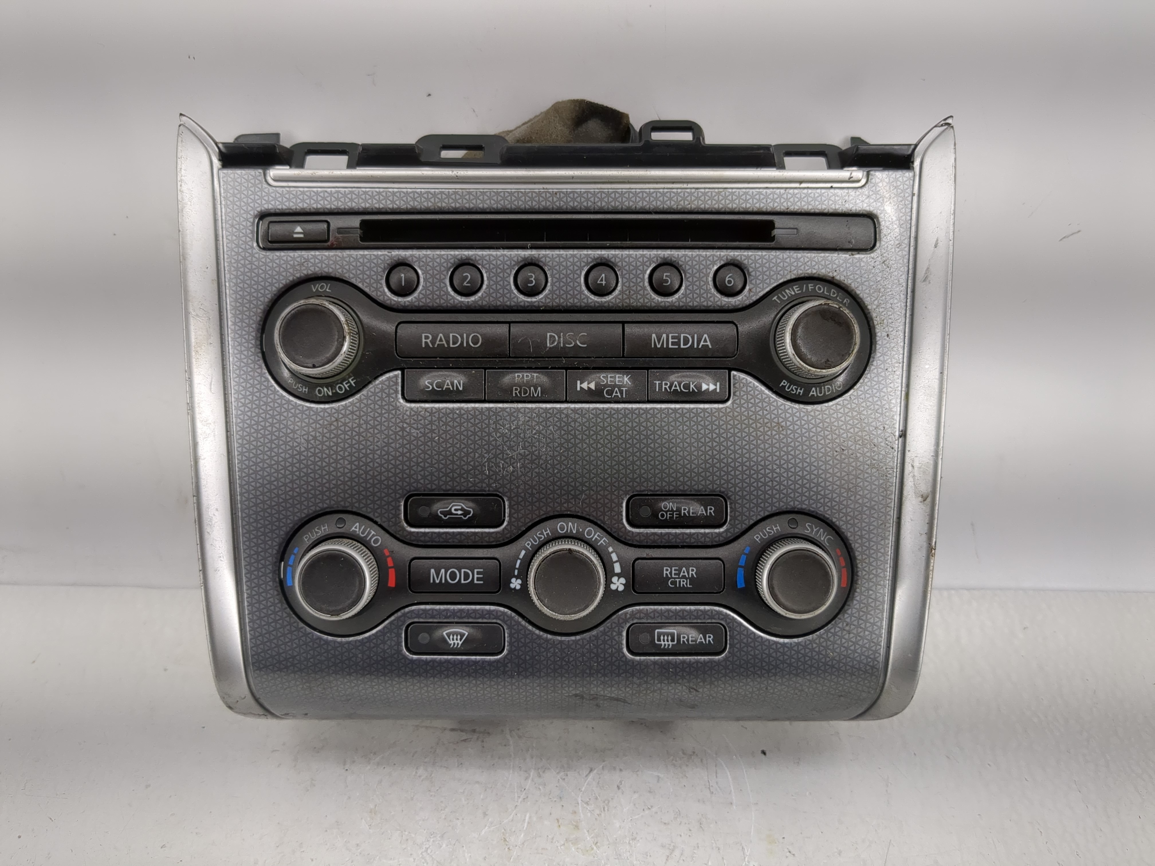 2017-2020 Nissan Pathfinder Am Fm Cd Player Radio Receiver 1217464 - Oemusedautoparts1.com