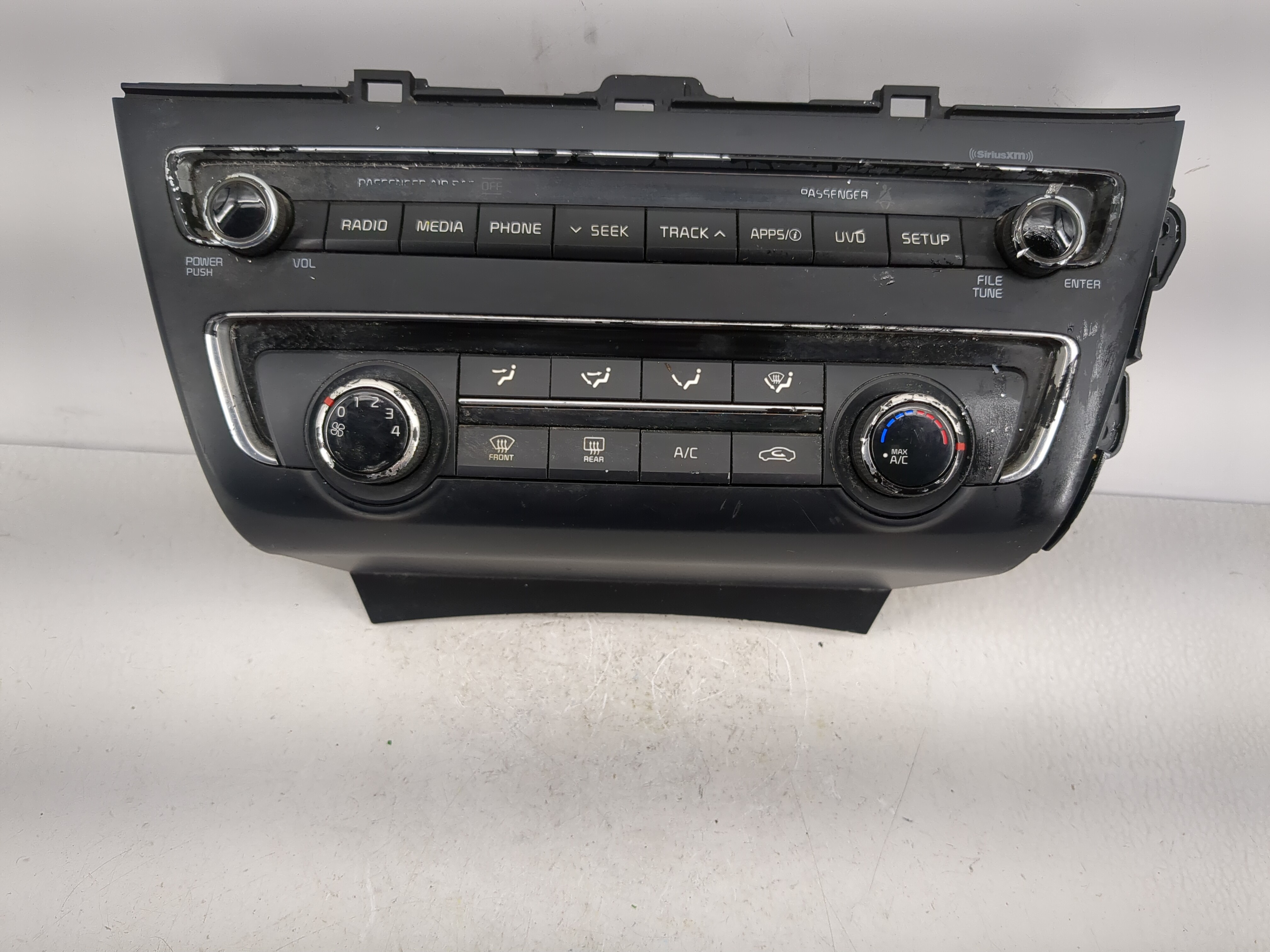 Kia Optima Ac Heater Roof Climate Control 97250-d5xxx 1217472 - Oemusedautoparts1.com