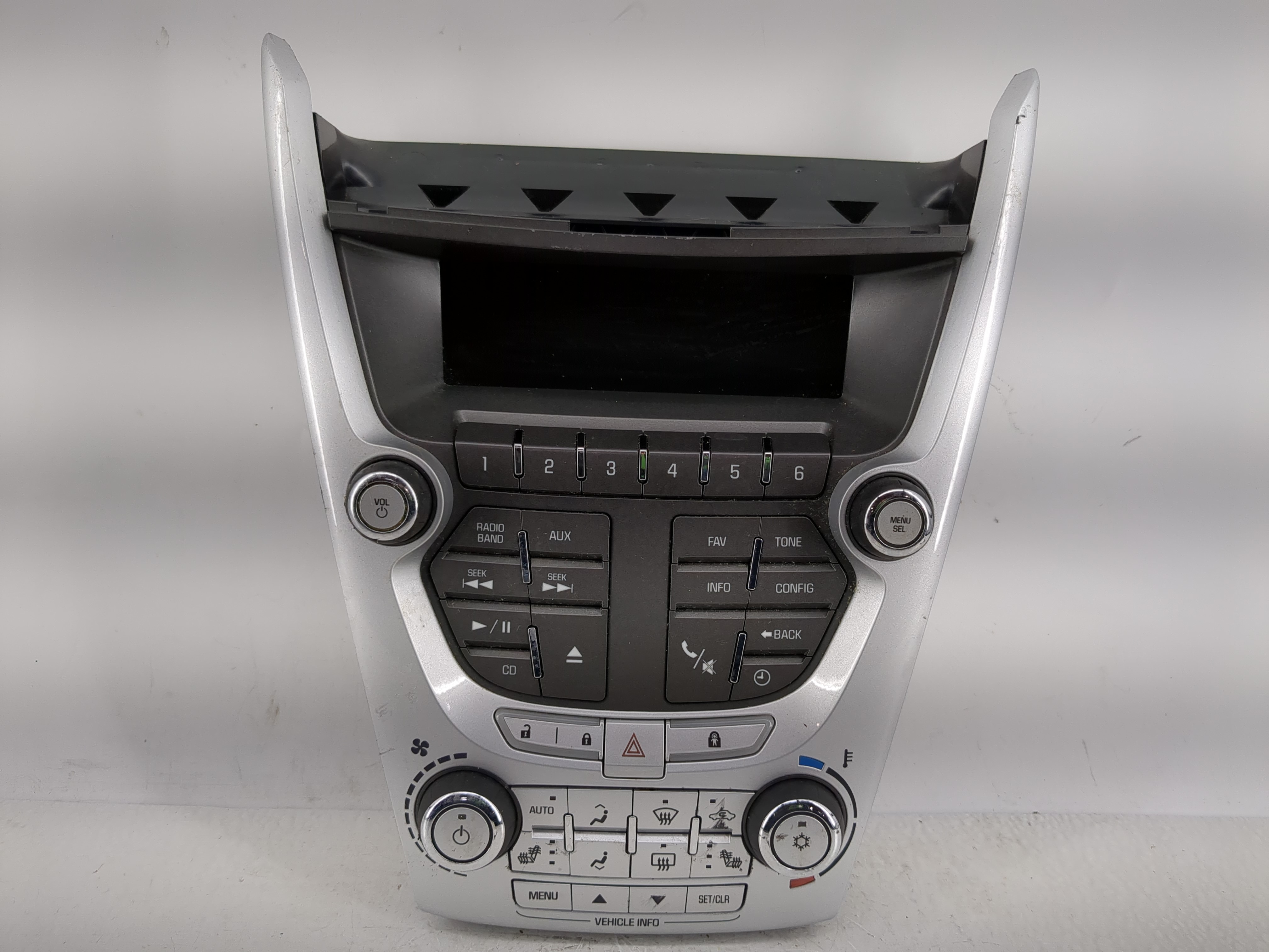 2010-2011 Chevrolet Equinox Am Fm Cd Player Radio Receiver 1217484 - Oemusedautoparts1.com