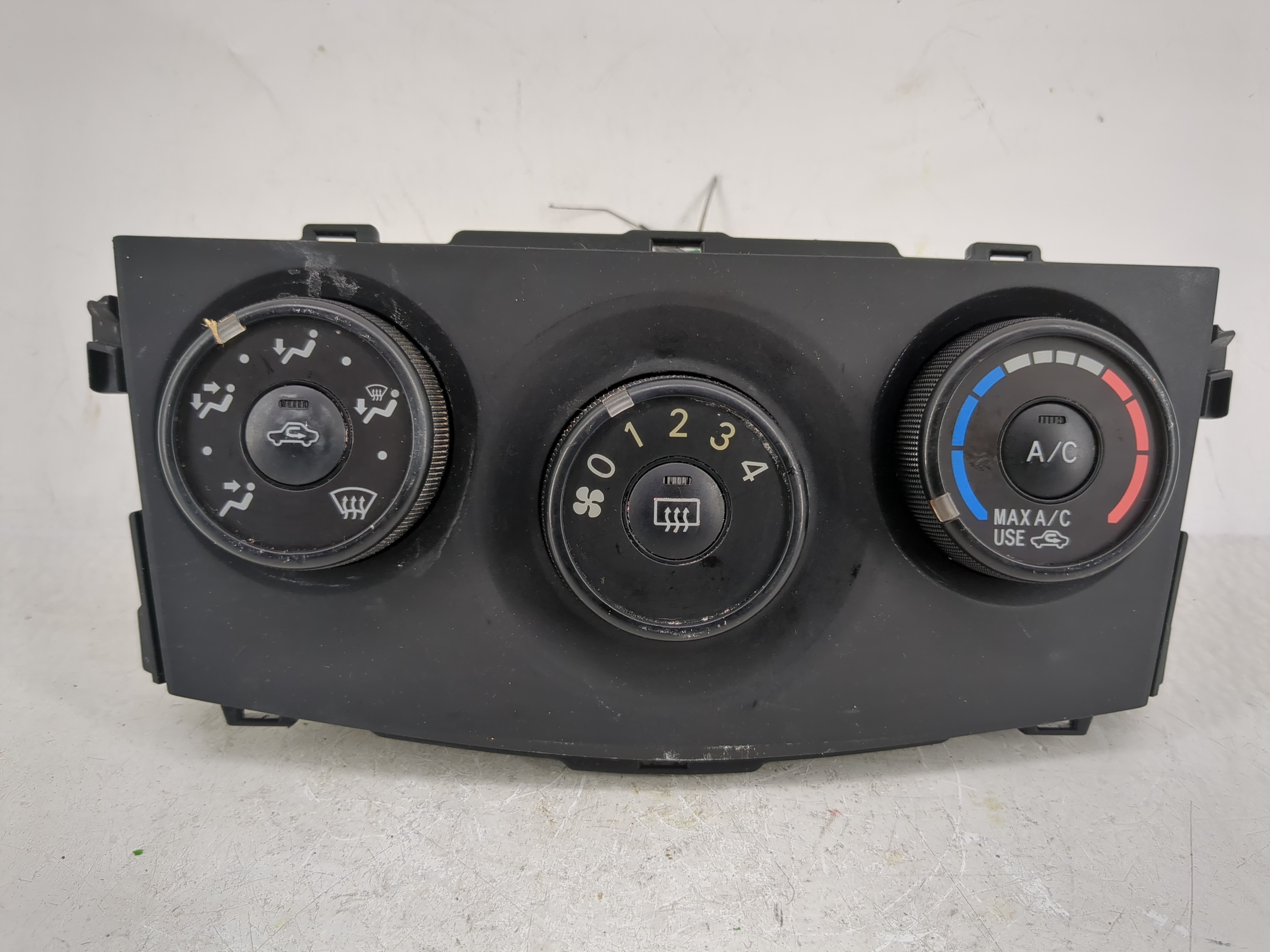 Picture of 2009-2013 Toyota Corolla Ac Heater Roof Climate Control 55901 75d401 1217485