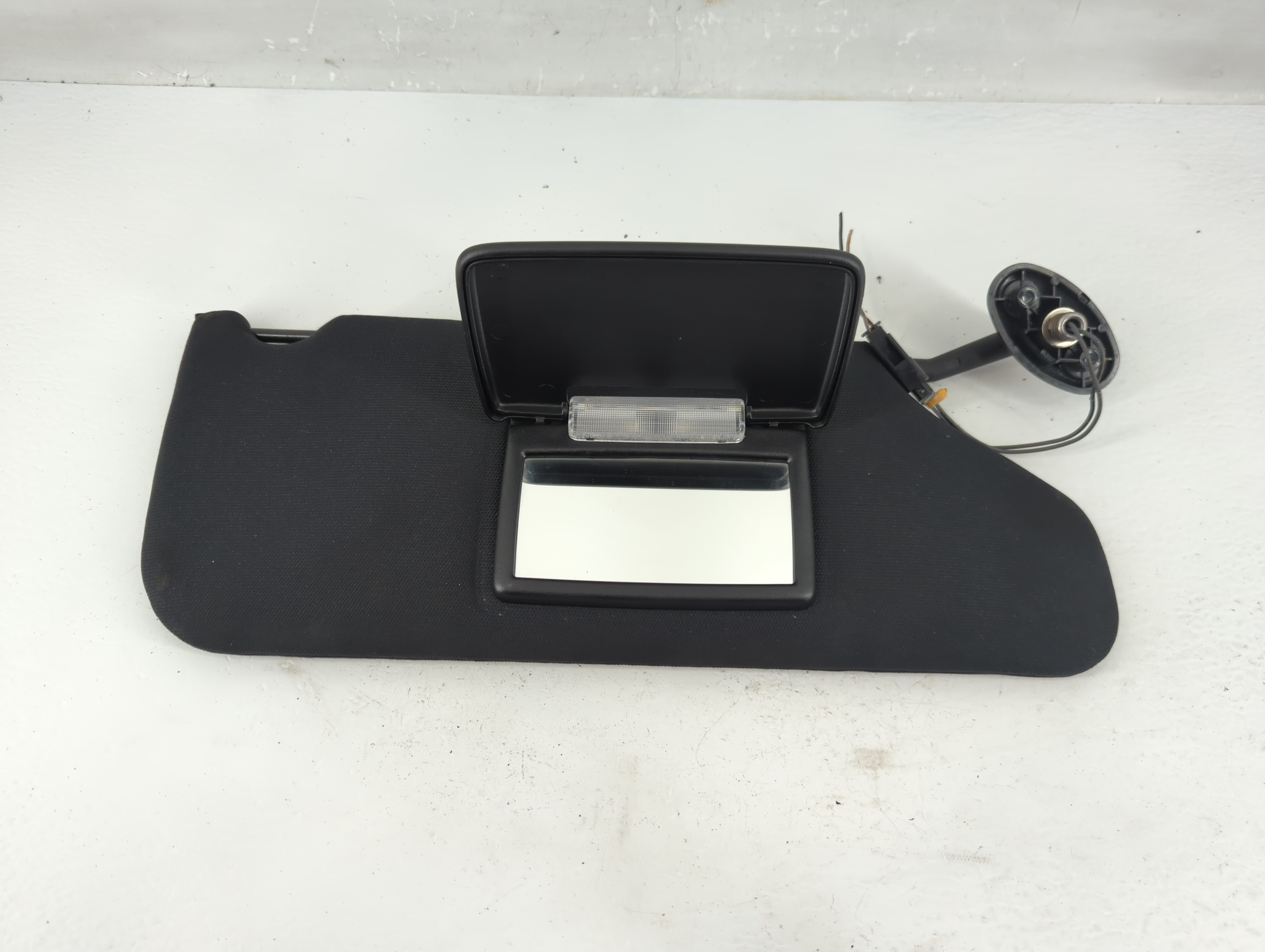 Picture of 2011-2014 Dodge Avenger Passenger Sun Visor Mirror Right Sunvisor Black 1217825