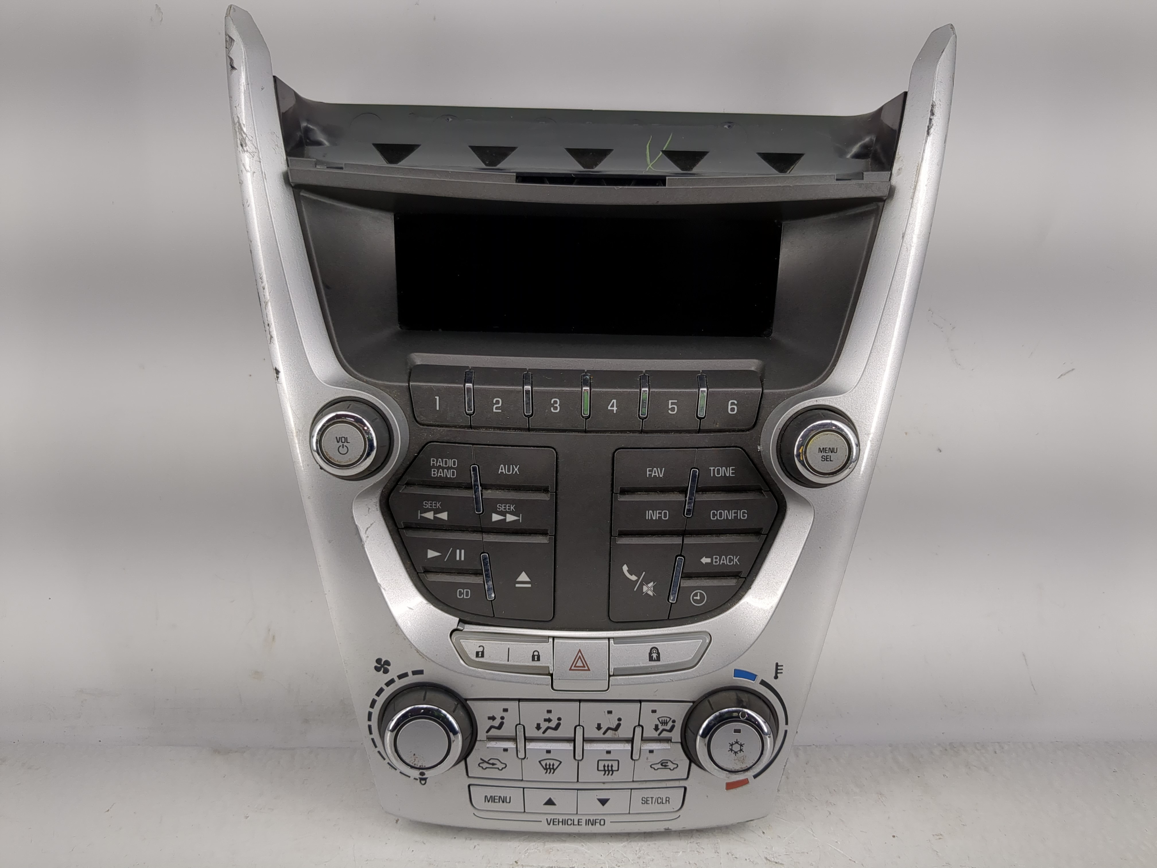 2010-2011 Gmc Terrain Radio Control Panel 1217854 - Oemusedautoparts1.com