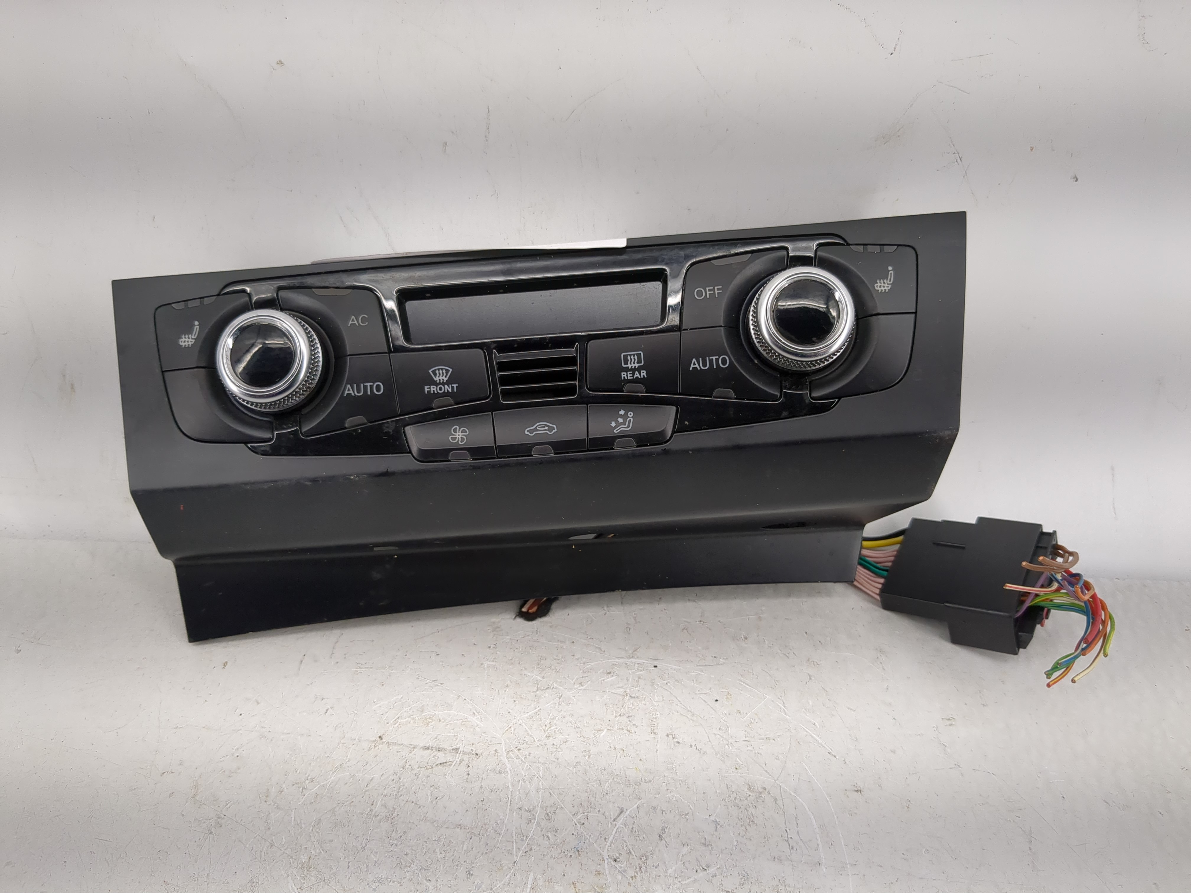 Picture of 2013-2016 Audi A4 Ac Heater Roof Climate Control 8k1 820 043 1217863