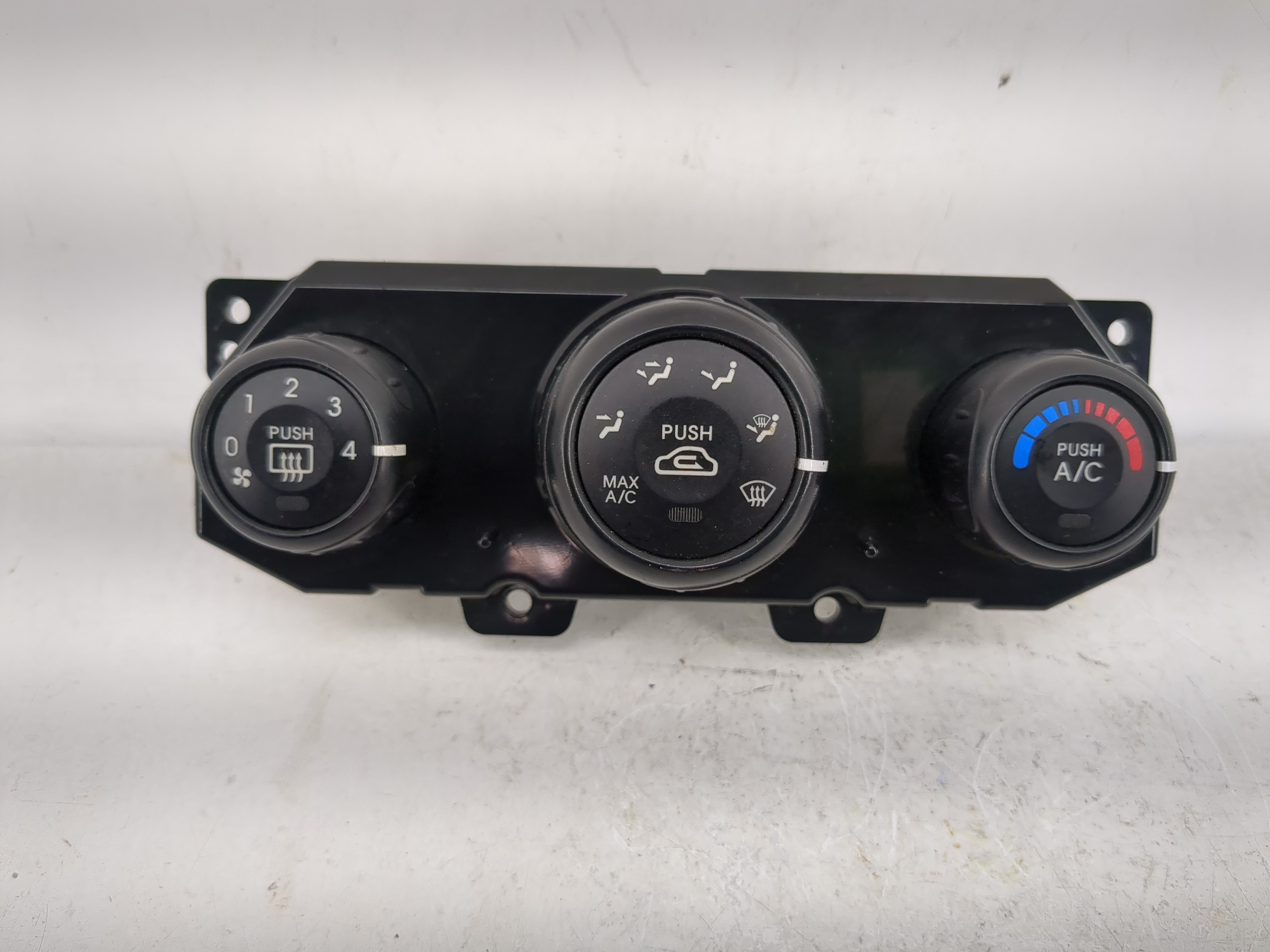 Picture of 2009-2010 Kia Sportage Ac Heater Roof Climate Control 97250-1fxxx 1217865