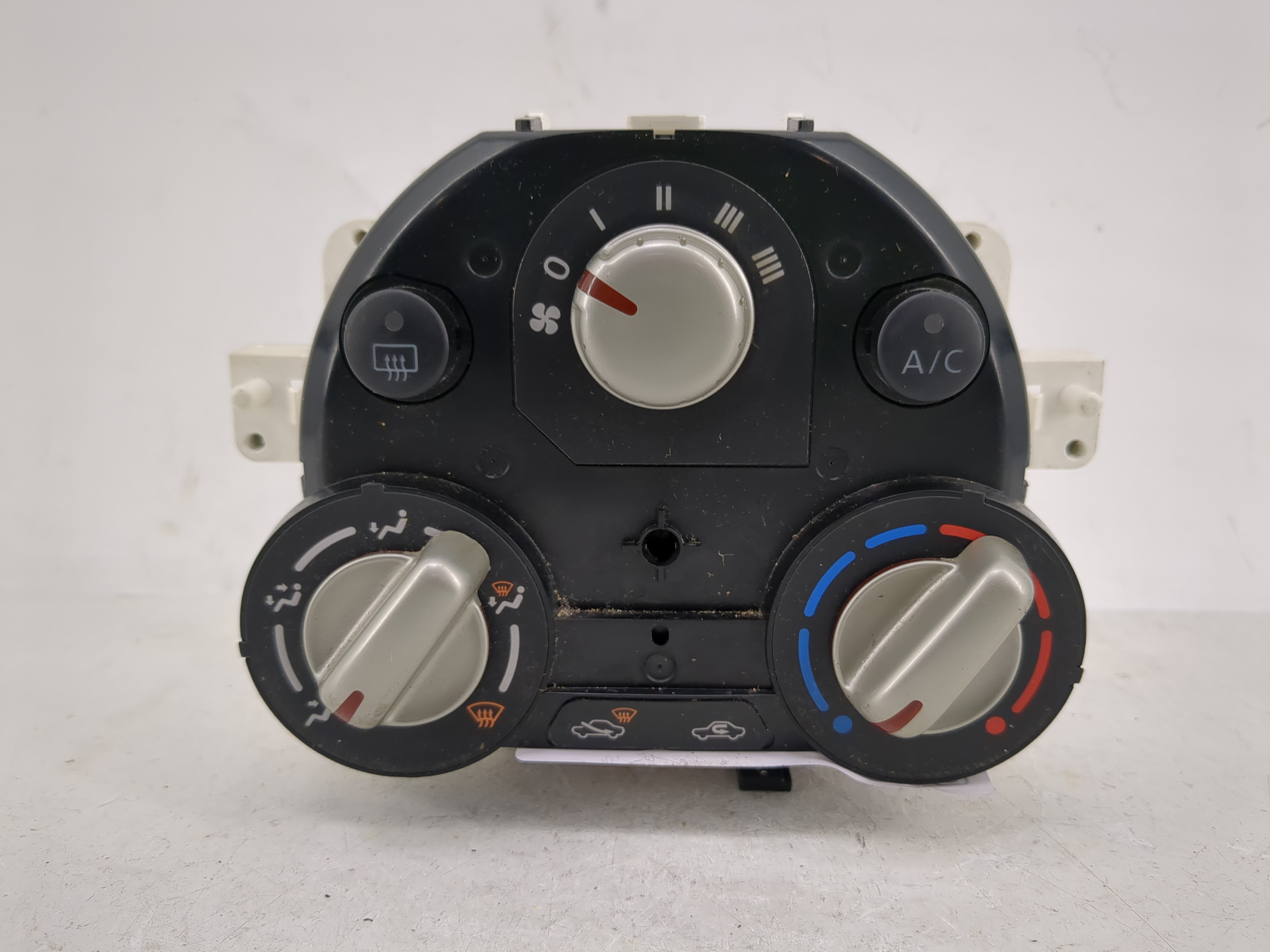 Picture of 2014-2014 Nissan Versa Ac Heater Roof Climate Control 27510 00c31 1217872