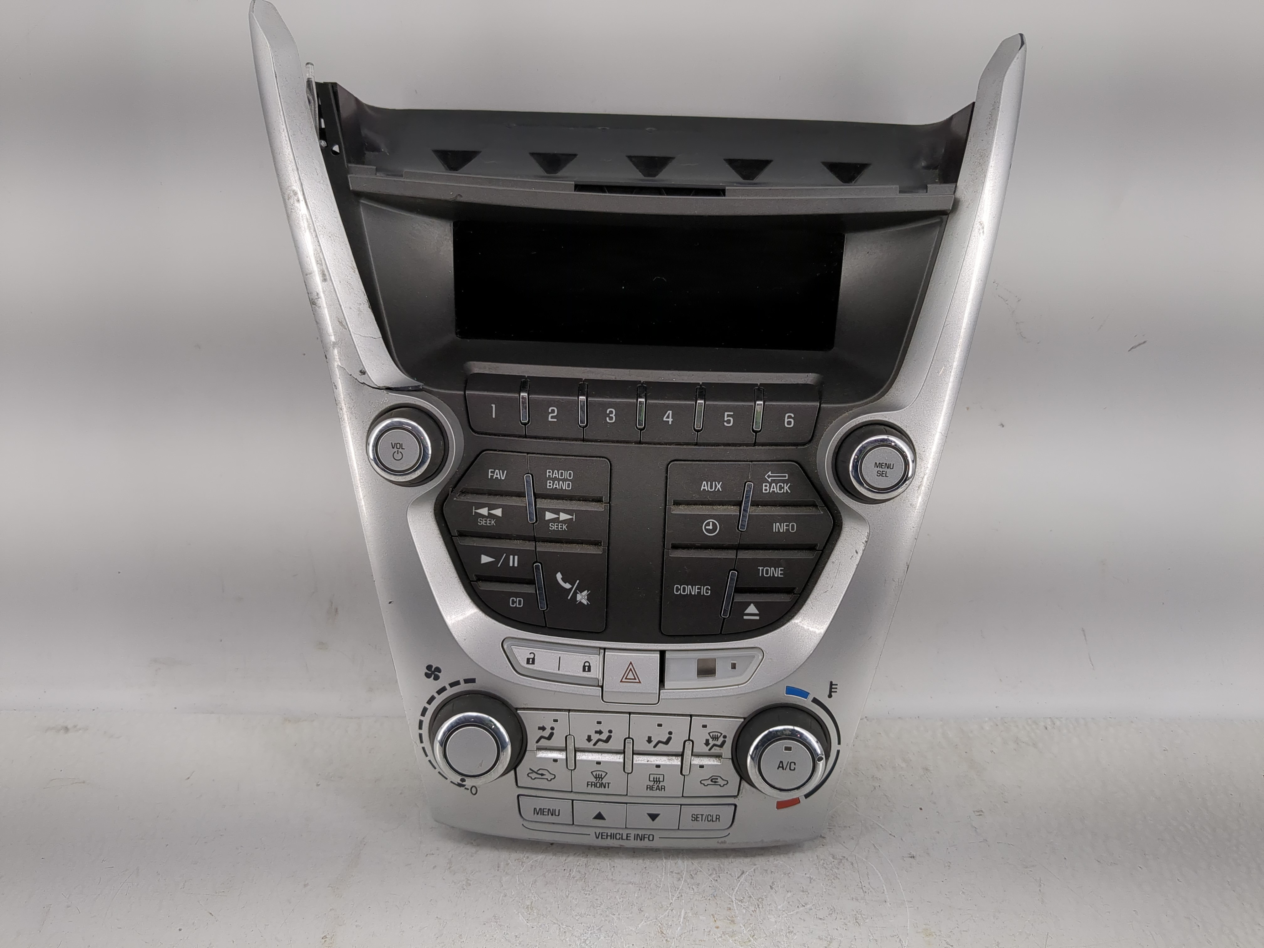 2012-2015 Chevrolet Equinox Am Fm Cd Player Radio Receiver 1217898 - Oemusedautoparts1.com