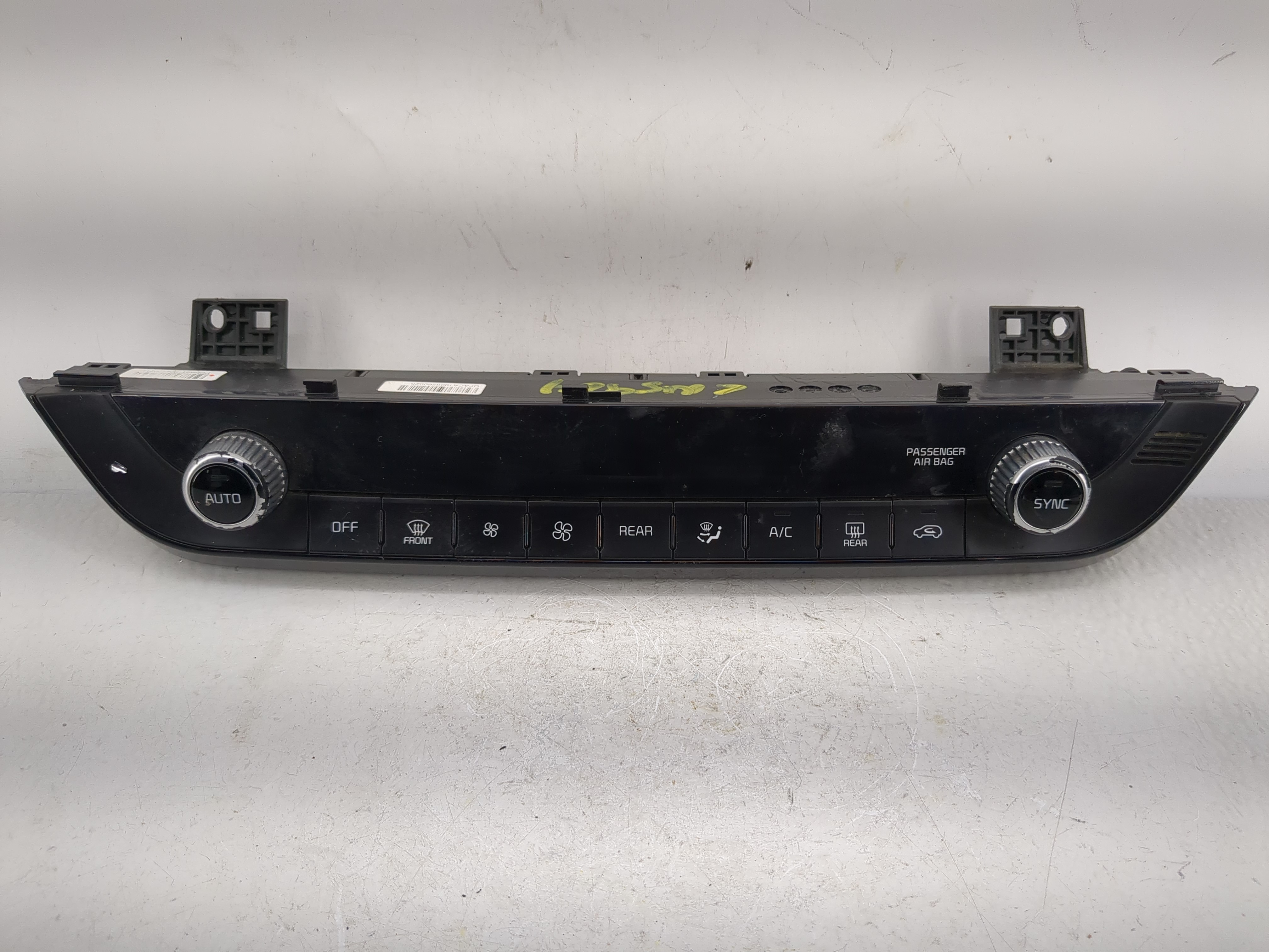 Picture of 2020-2022 Kia Telluride Ac Heater Roof Climate Control Temperature Oem 1217907