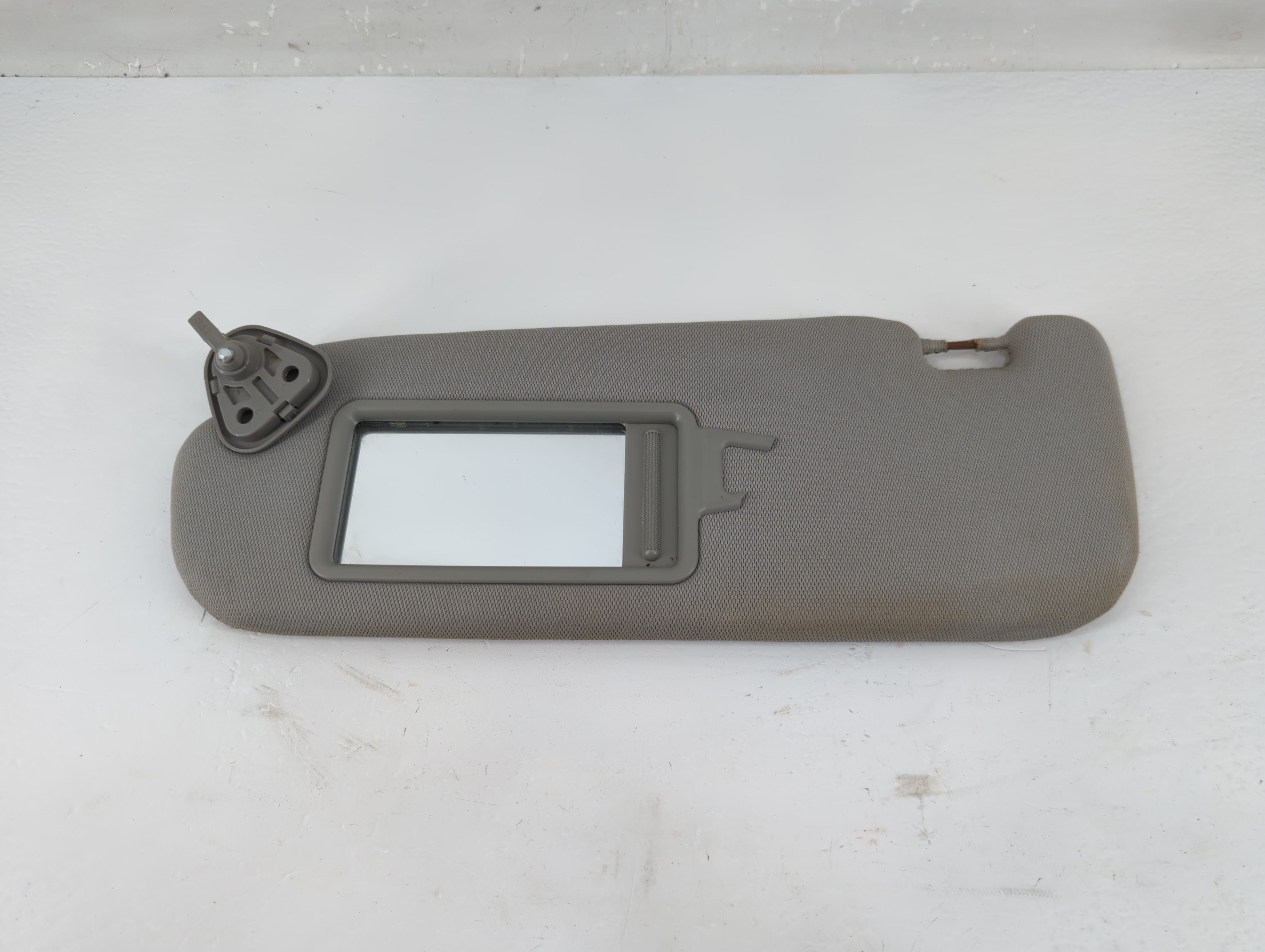 2011-2016 Kia Optima Driver Sun Visor Mirror Left Sunvisor Grey 1217936 - Oemusedautoparts1.com