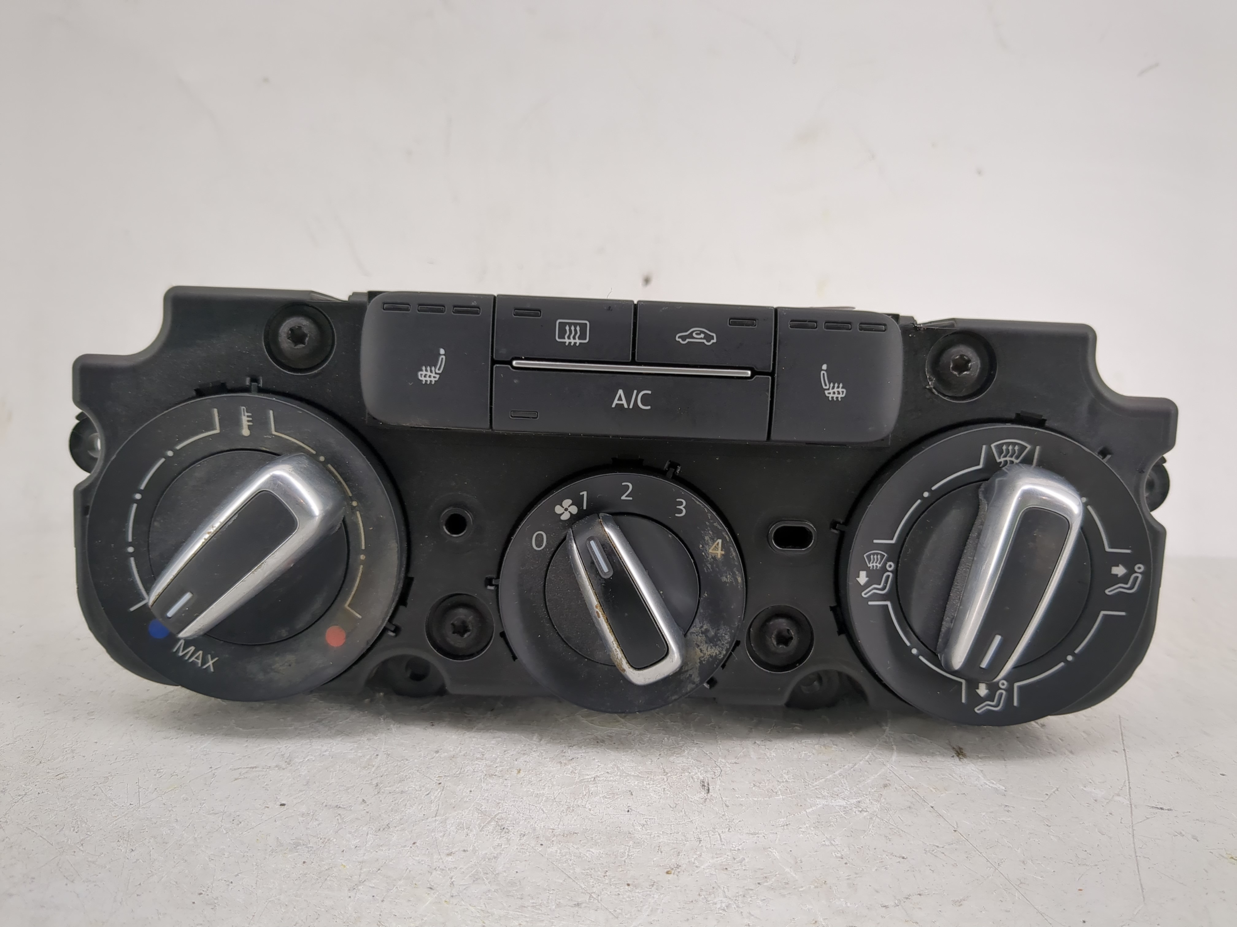 Picture of 2015-2018 Volkswagen Jetta Ac Heater Roof Climate Control 1217984