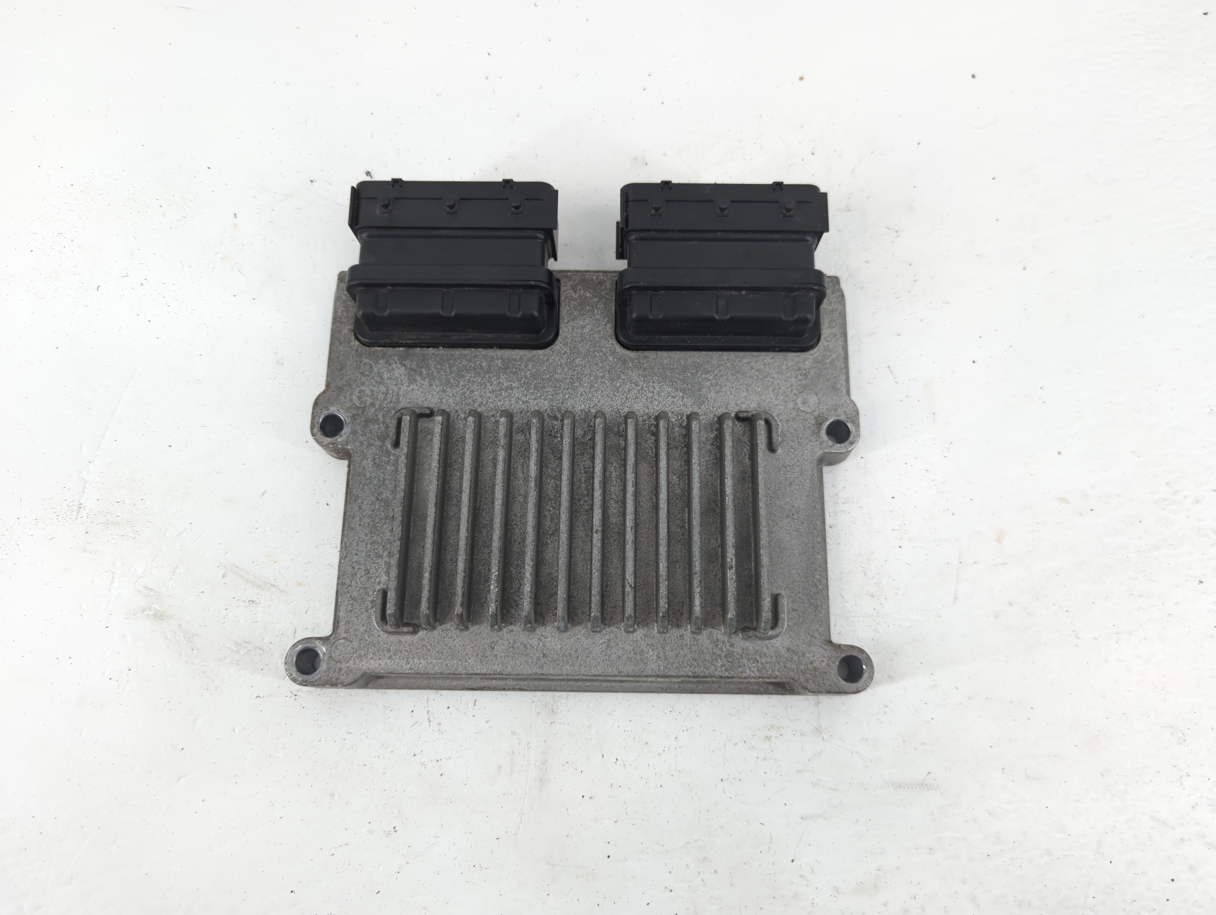 2012-2014 Hyundai Azera Engine Control Computer Ecu Pcm Ecm Pcu Oem 1218077 - Oemusedautoparts1.com