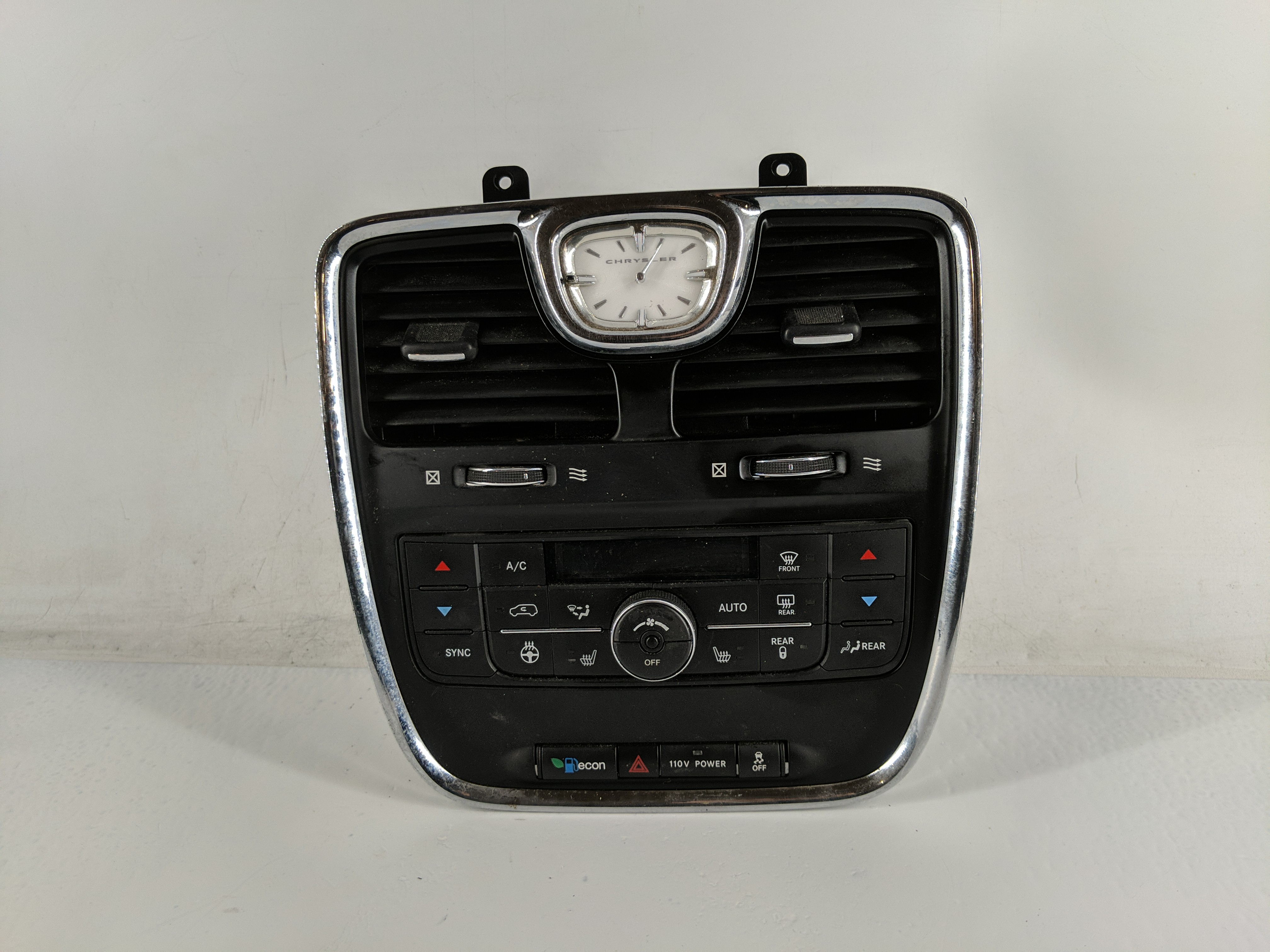 2011 Chrysler Town & Country Ac Heater Roof Climate Control Temperature Oem 1218081 - Oemusedautoparts1.com