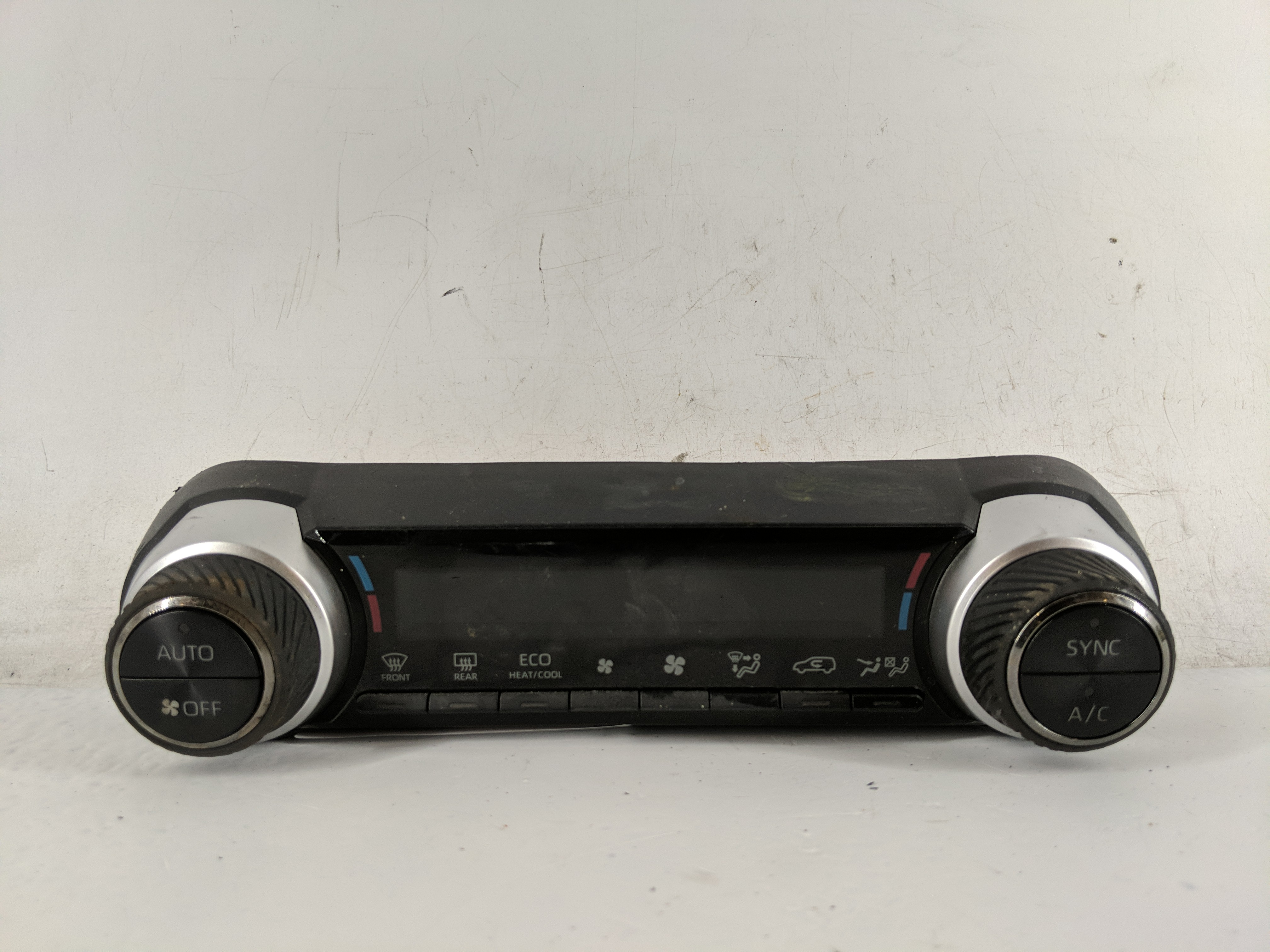 2019-2022 Toyota Rav4 Ac Heater Roof Climate Control 55900-0r191 1218084 - Oemusedautoparts1.com