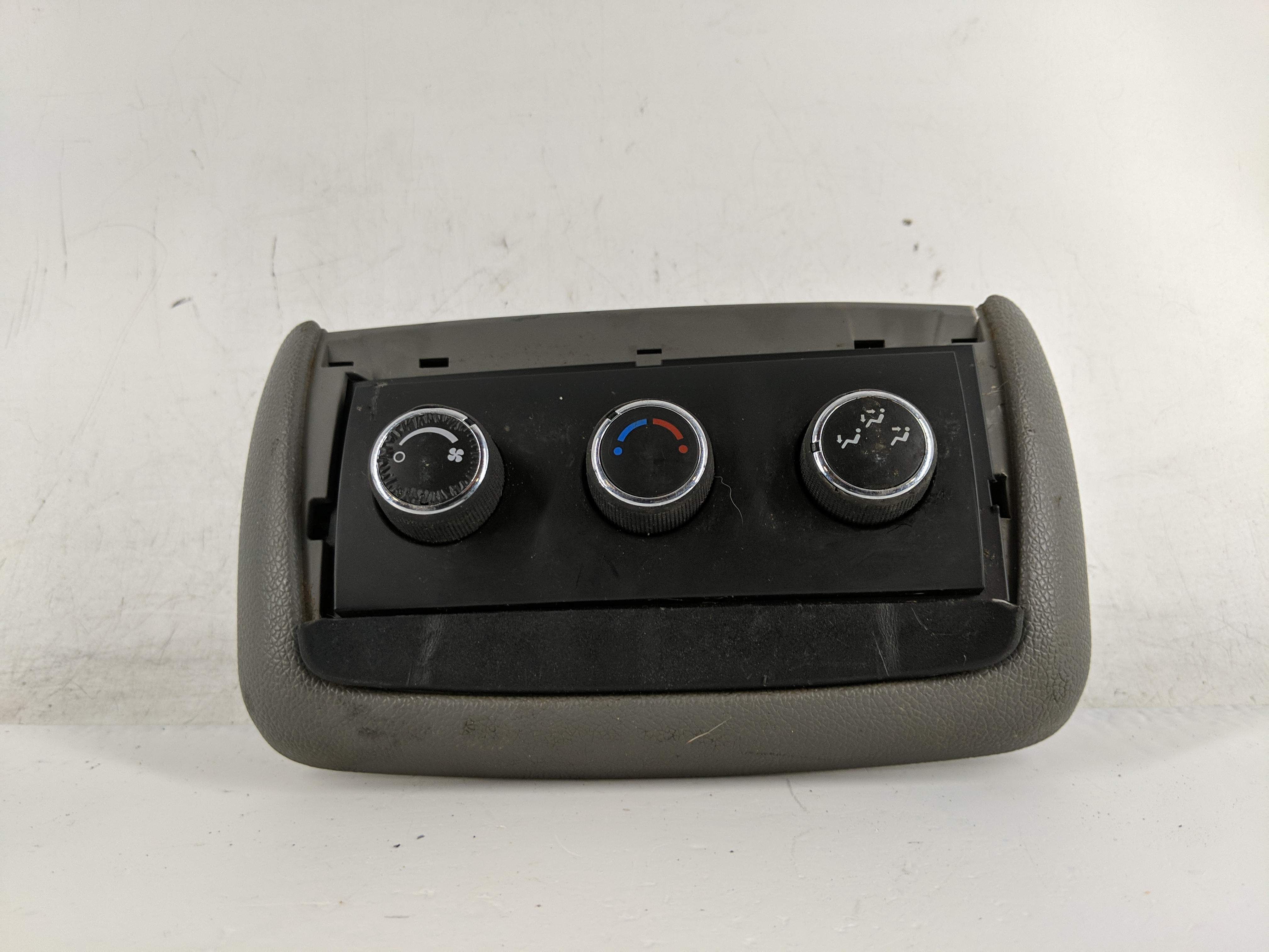 Picture of 2007-2014 Chevrolet Tahoe Ac Heater Roof Climate Control 1218089