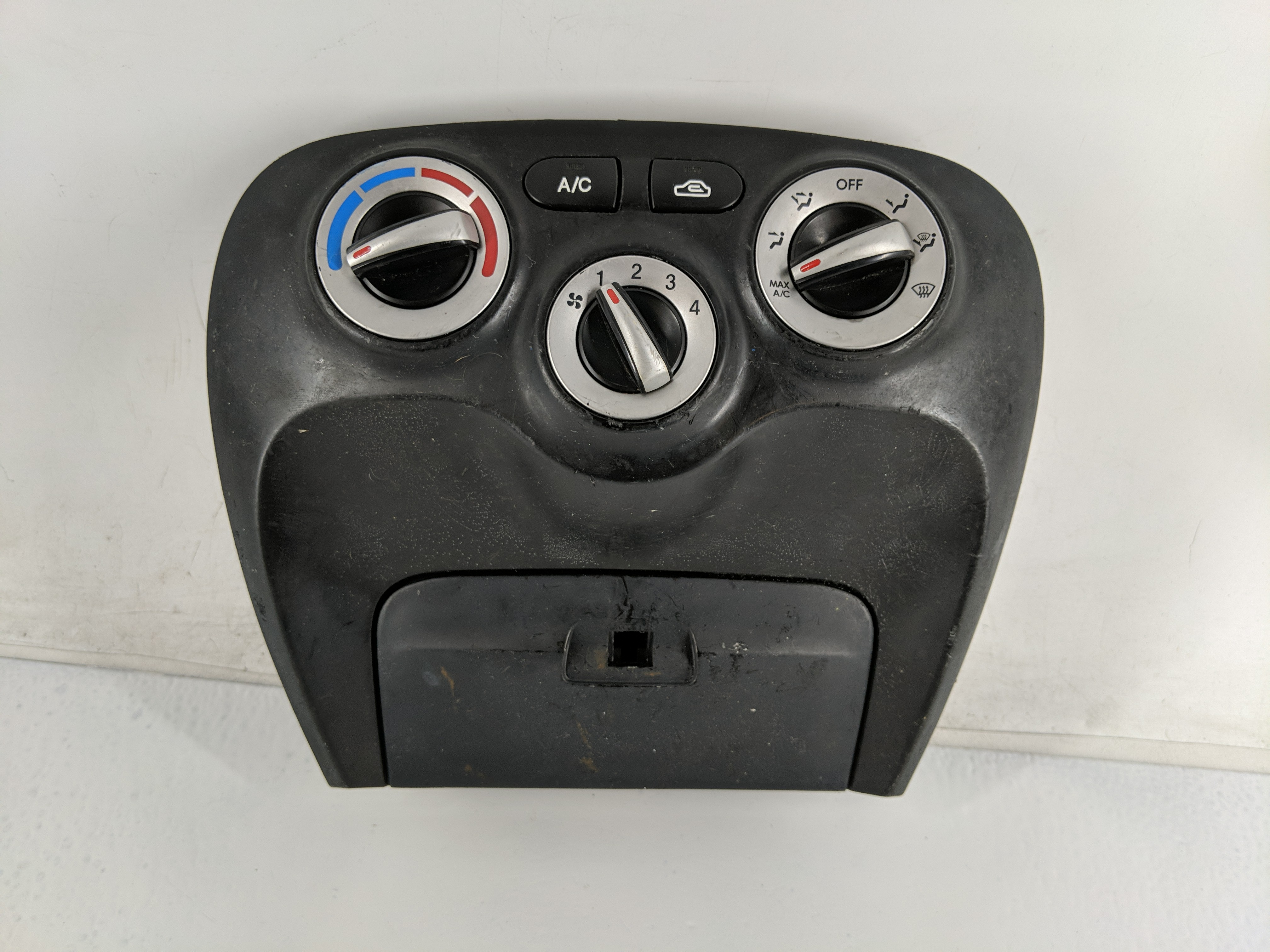 2006-2008 Hyundai Accent Ac Heater Climate Control 97250-1exxx 1218090 - Oemusedautoparts1.com