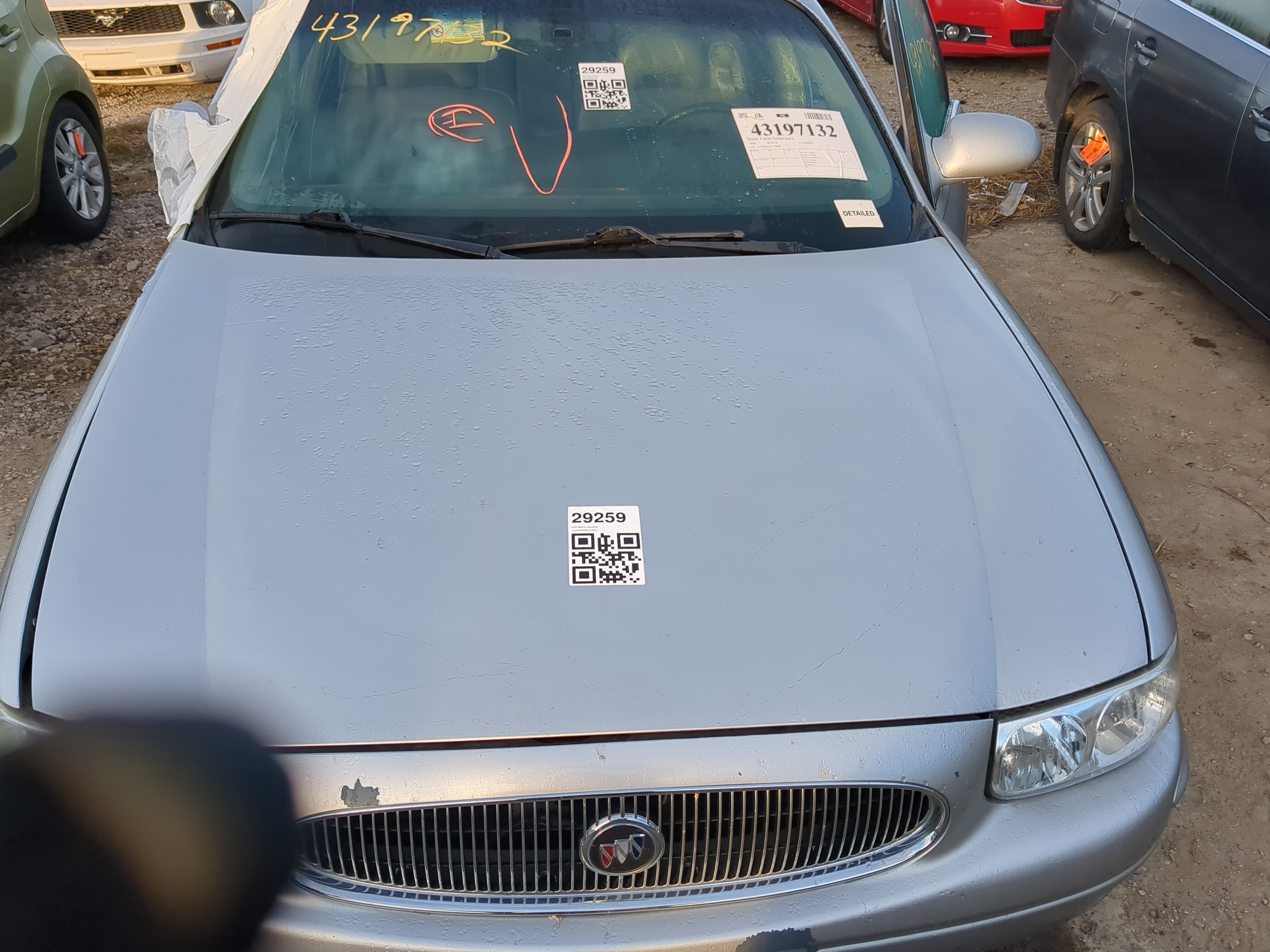 2000-2005 Buick Lesabre Hood Oem 1218122 - Oemusedautoparts1.com