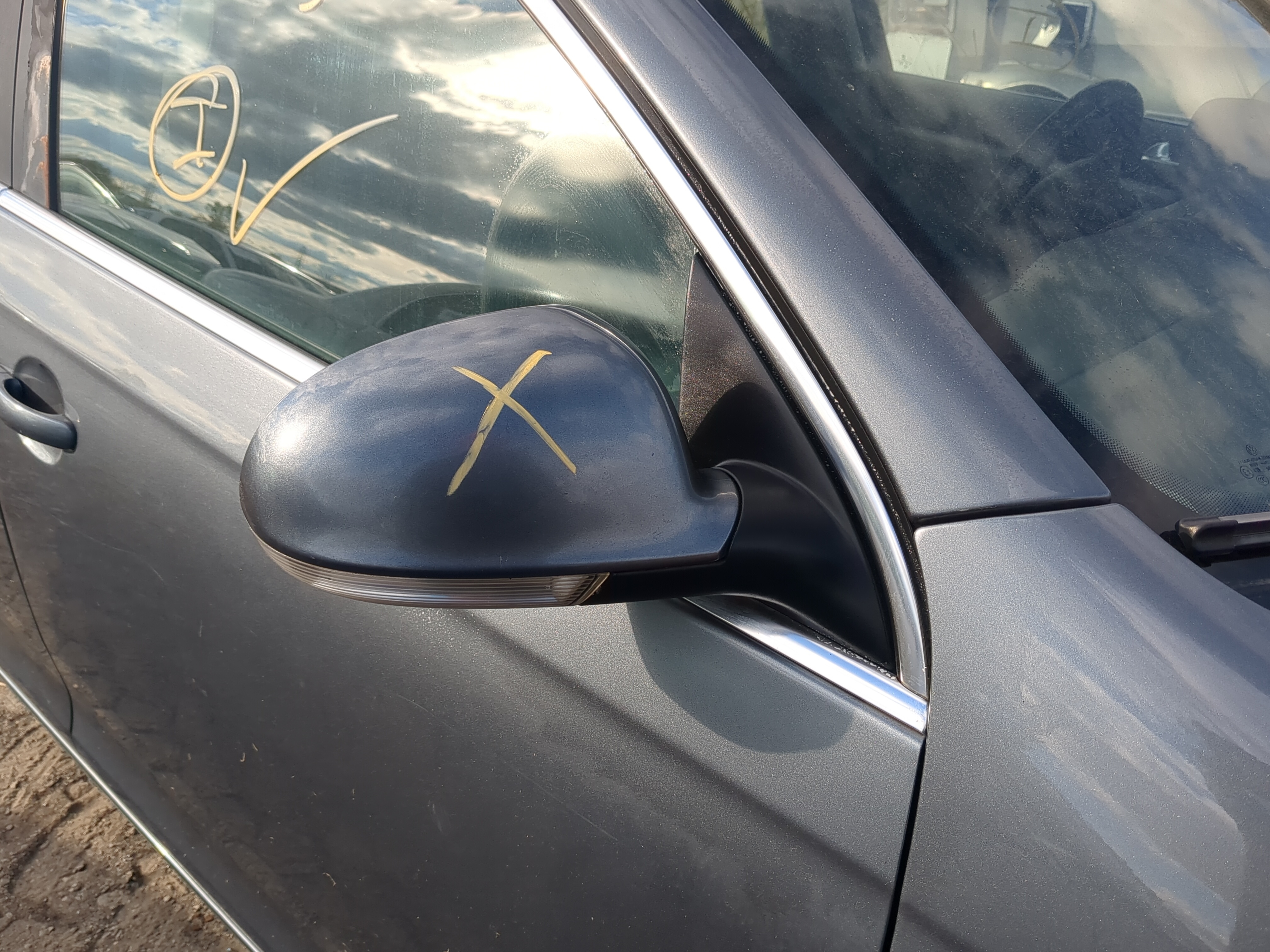 Picture of 2006-2010 Volkswagen Jetta Passenger Right Side View Power Door Mirror 1218456