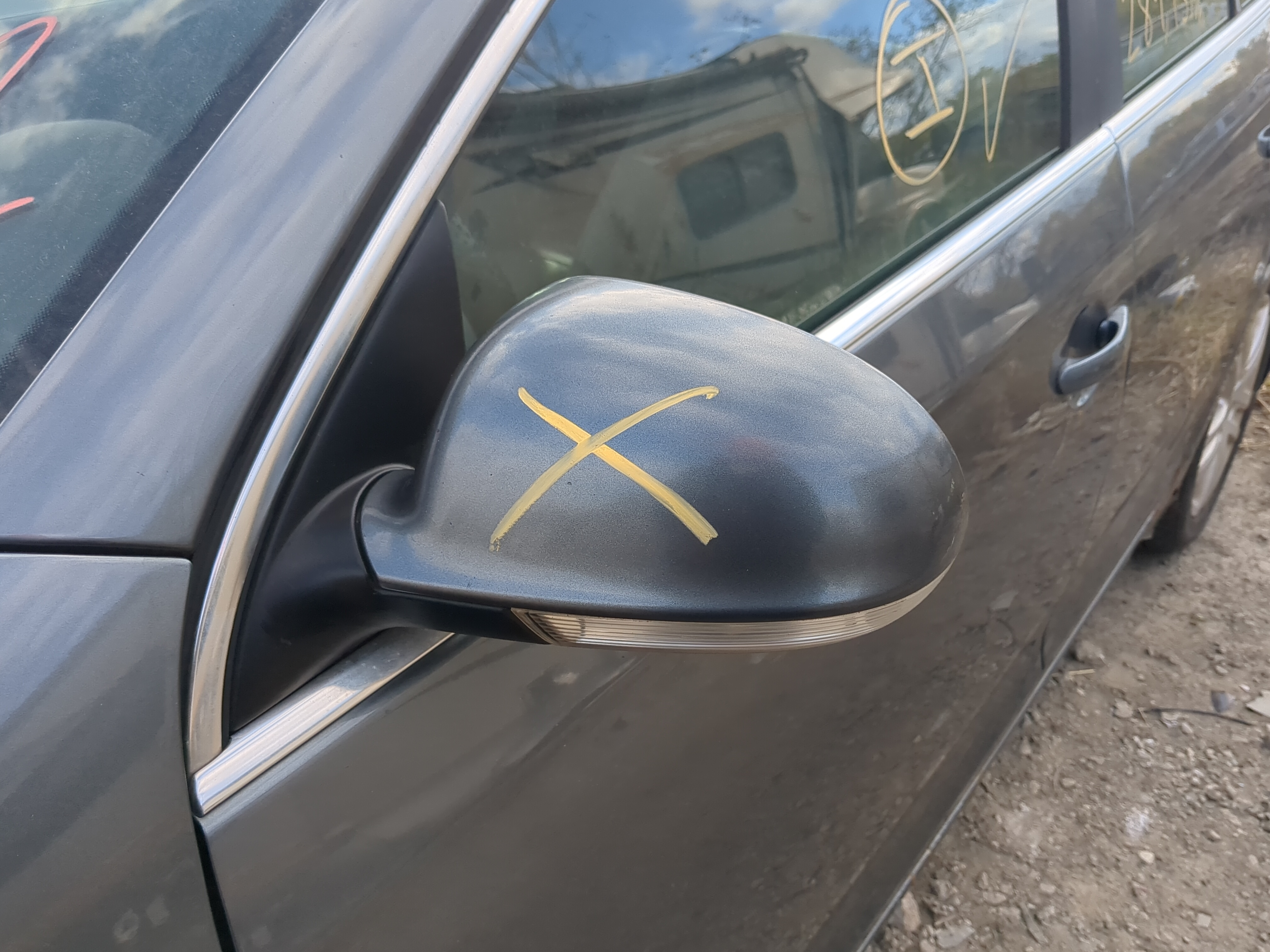 Picture of 2006-2010 Volkswagen Jetta Driver Left Side View Power Door Mirror 1218457