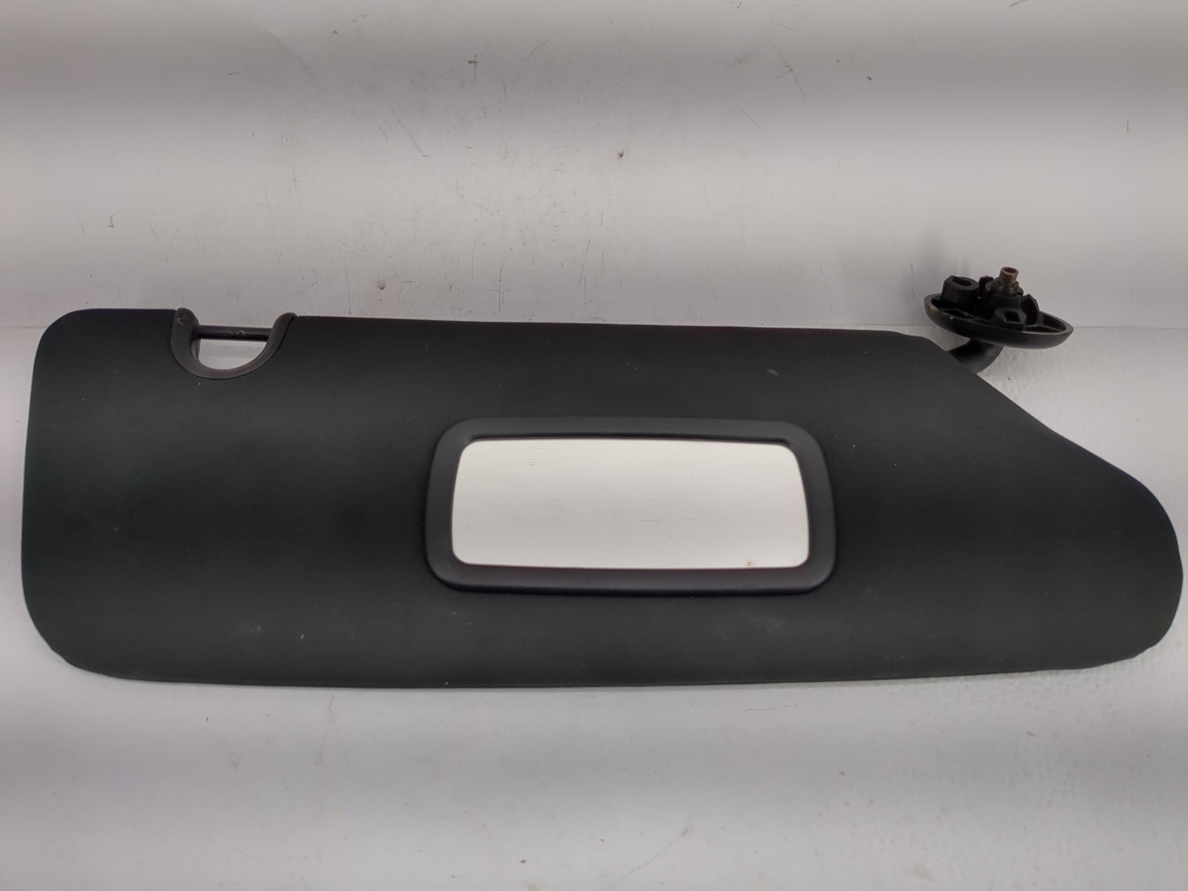 Dodge Caravan Driver Sun Visor Mirror Left Sunvisor Black 1218464 - Oemusedautoparts1.com