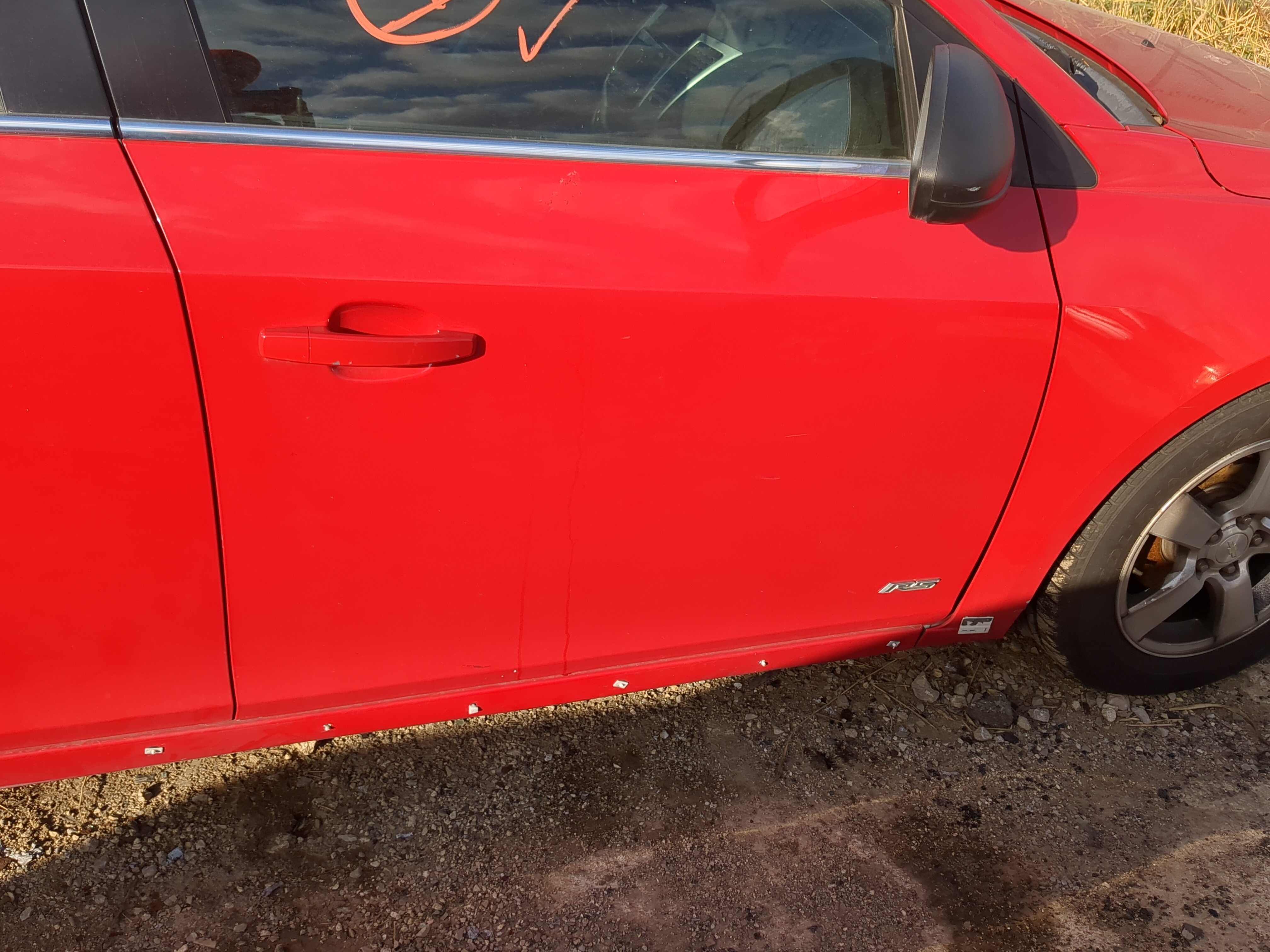 2011-2012 Chevrolet Cruze Passenger Front Door Oem 1218502 - Oemusedautoparts1.com