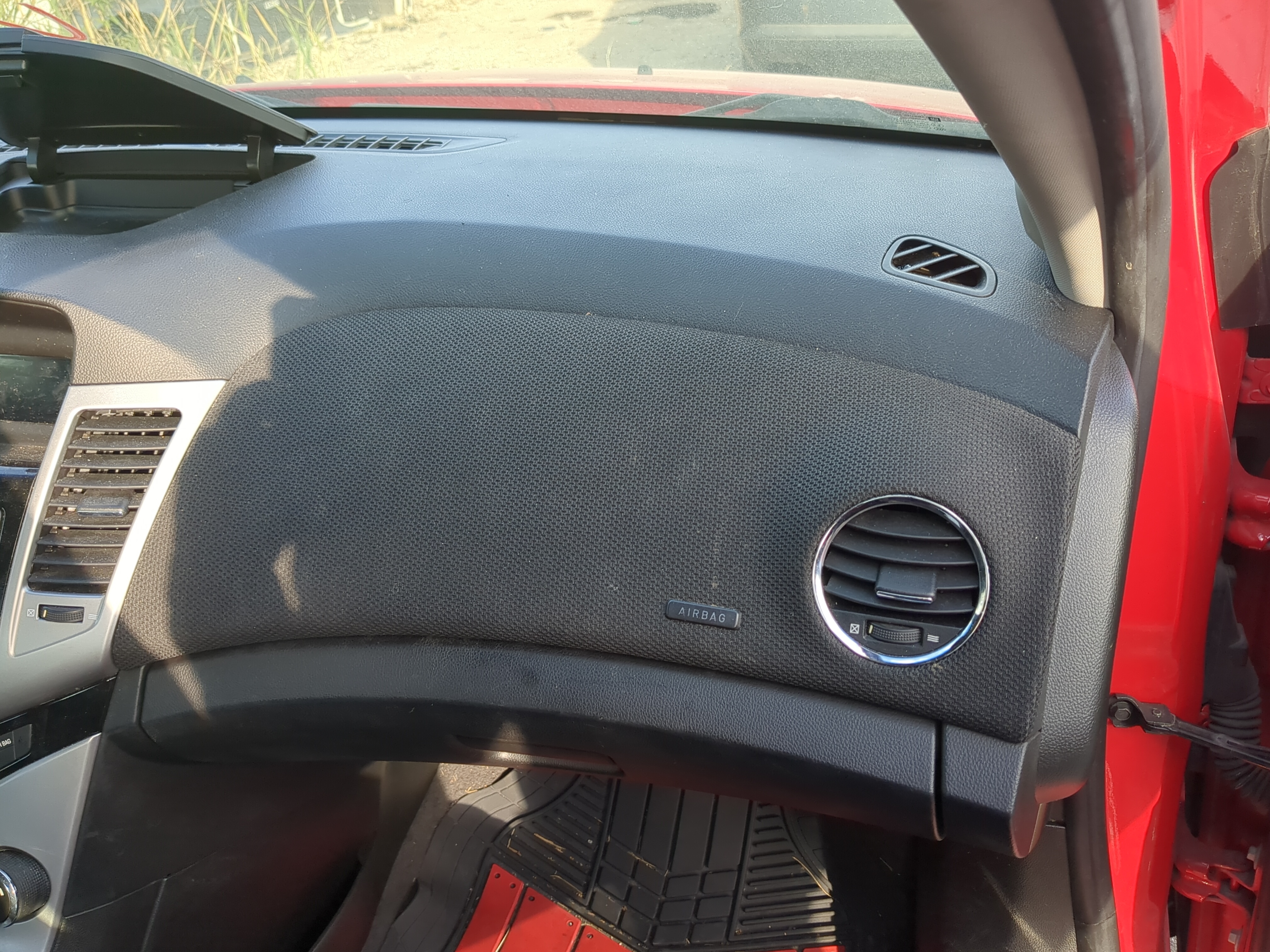 2012-2012 Chevrolet Cruze Air Bag Passenger Right Dashboard Oem 1218581 - Oemusedautoparts1.com